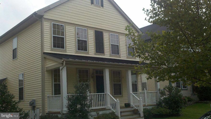 Cozy Home in Belmont Greene with large community pool, parks, W&OD bike trail, play grounds, Costco, Wegmans, Restuarants throughout Ashburn. 2 Car Garage. Basement has a full bath and walk-in closet for a 4th bedroom living if needed. Hardwood floors on main level. Island kitchen cooktop with double oven.