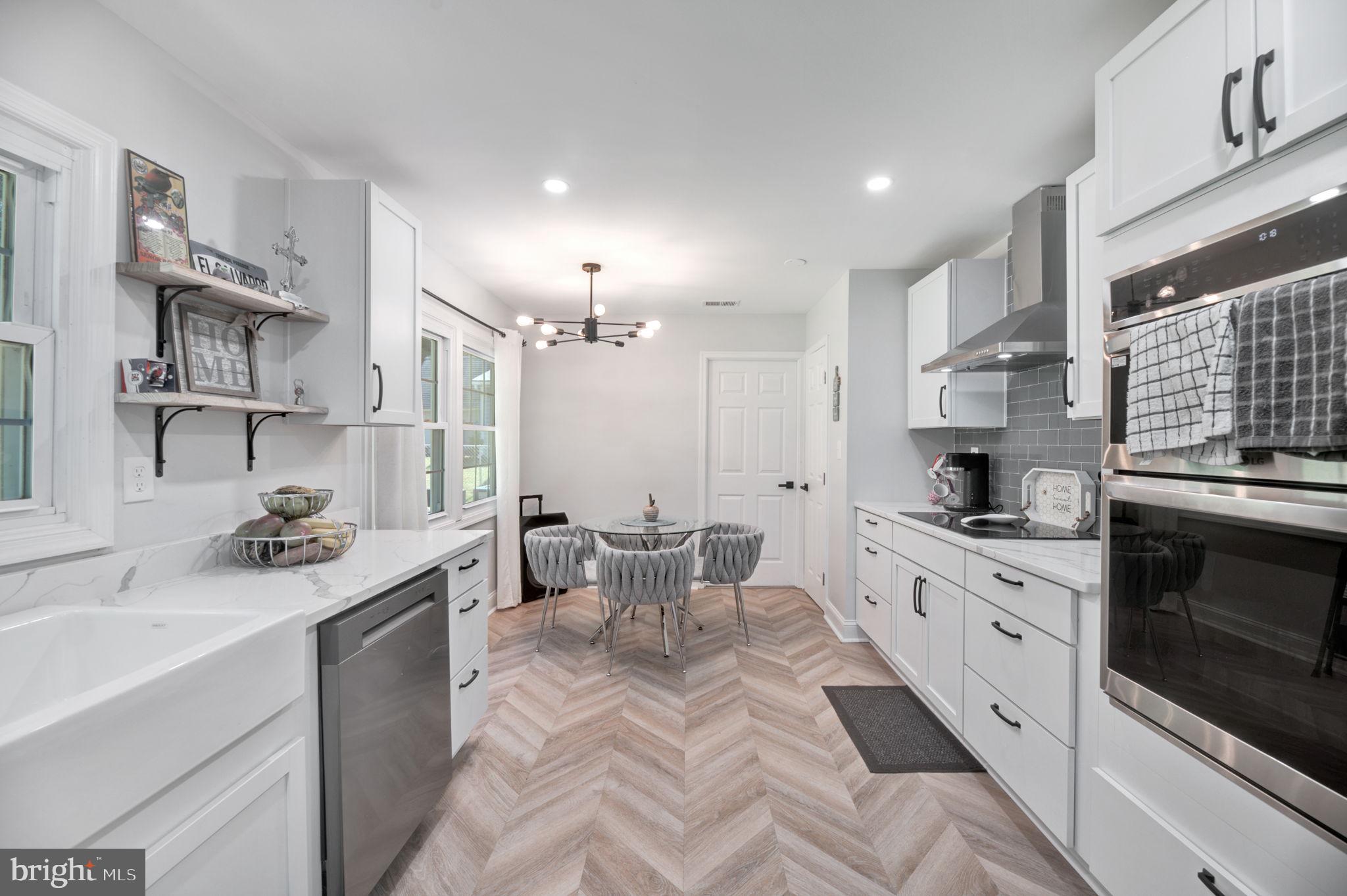 8812 CHURCHFIELD LANE