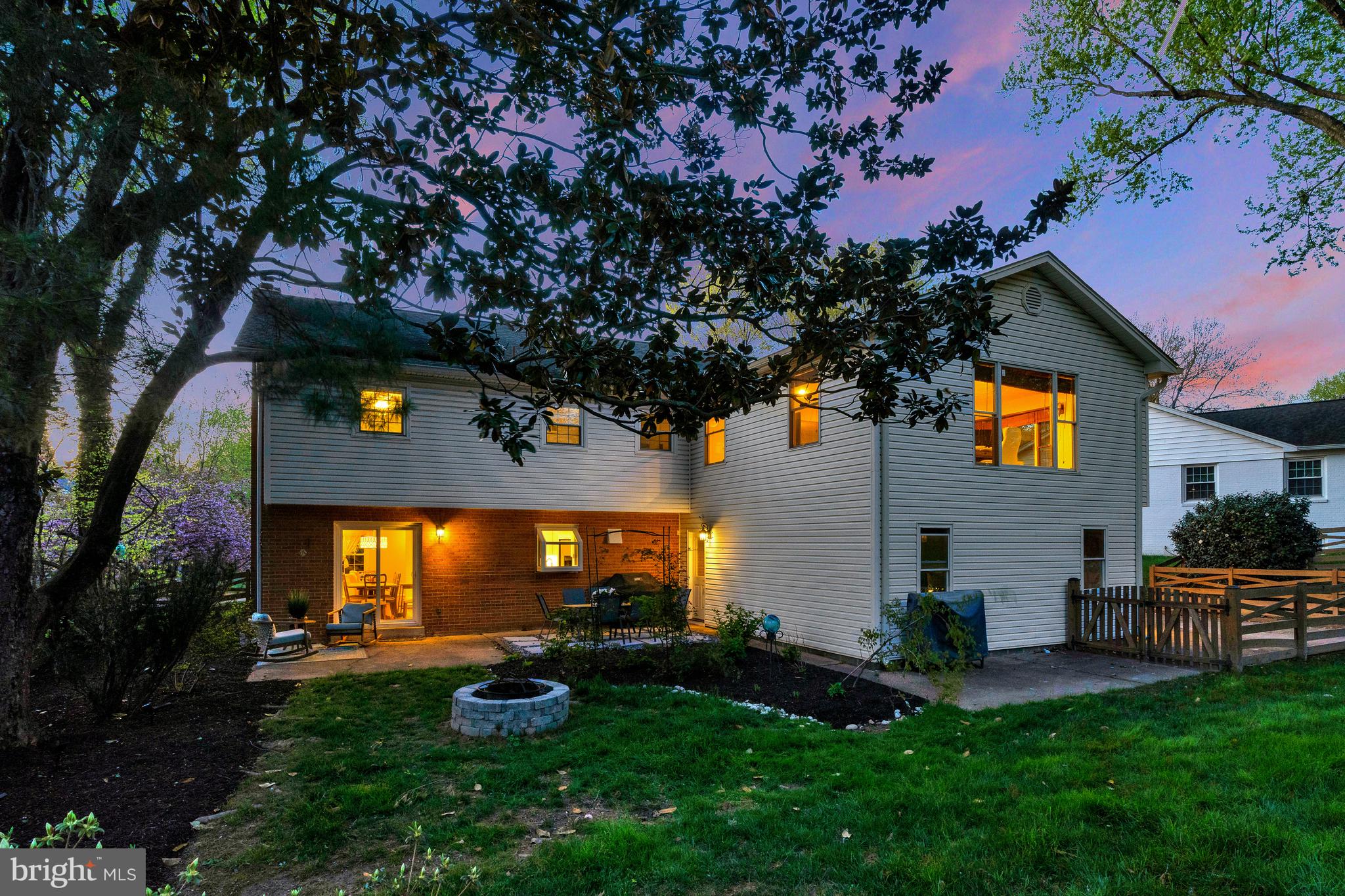 MC LEAN HAMLET - Residential