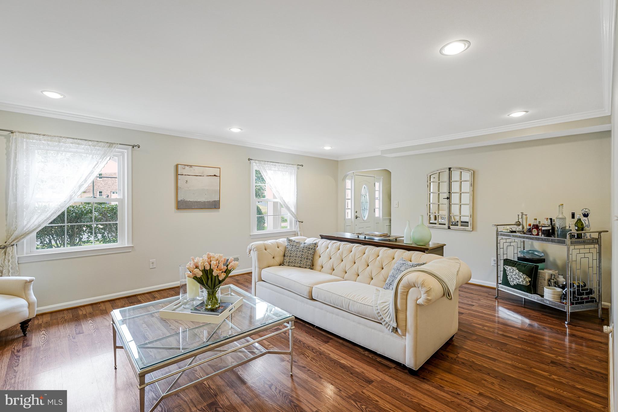 MC LEAN HAMLET - Residential