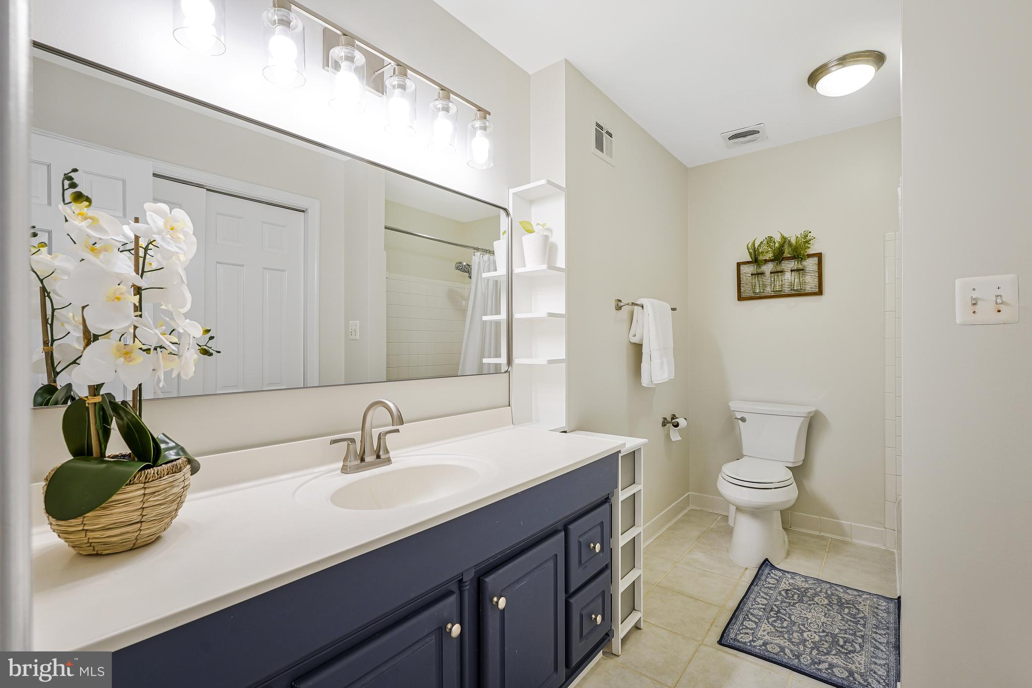 MC LEAN HAMLET - Residential