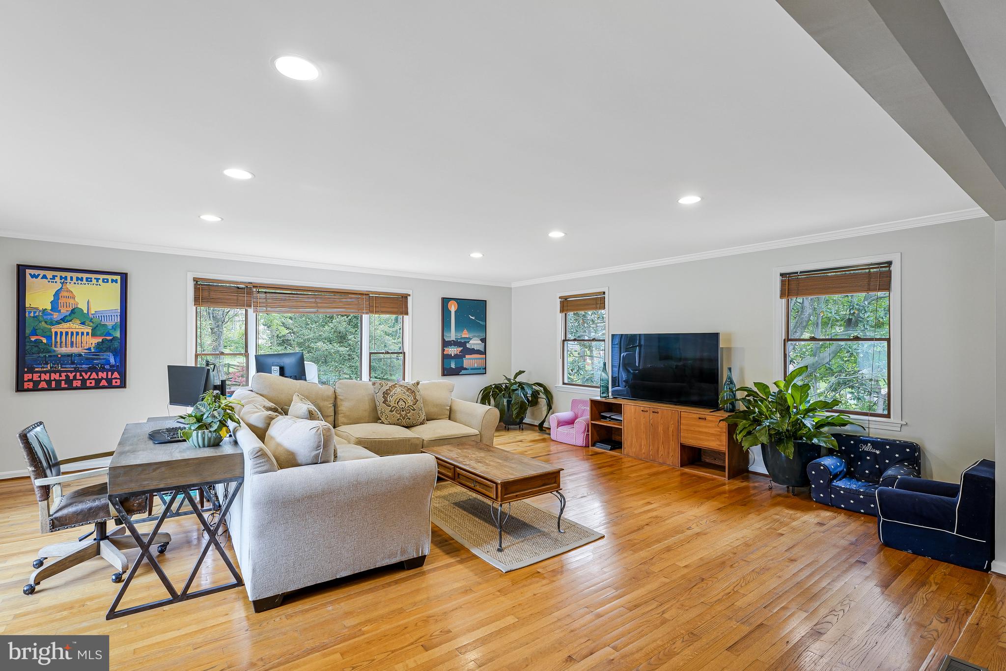 MC LEAN HAMLET - Residential