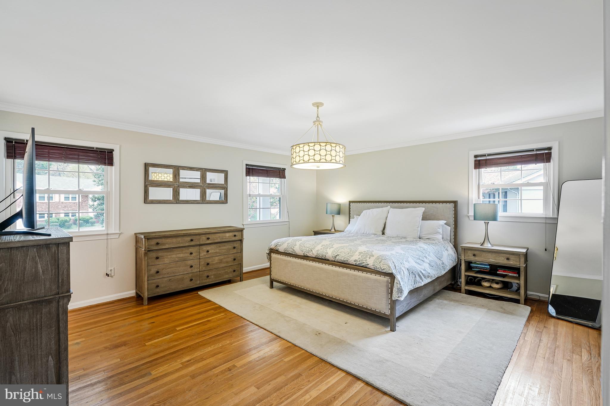 MC LEAN HAMLET - Residential