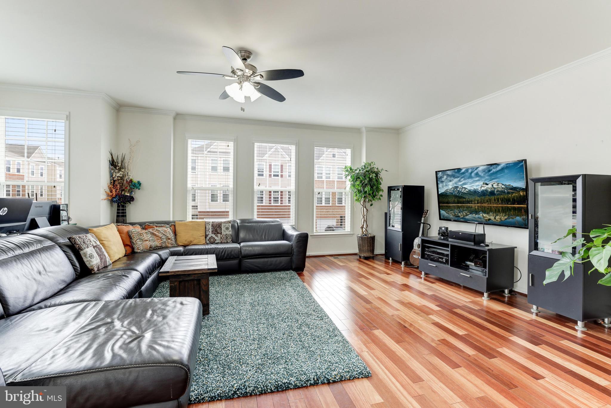 STONE RIDGE LAND BAY 3 - Residential Lease