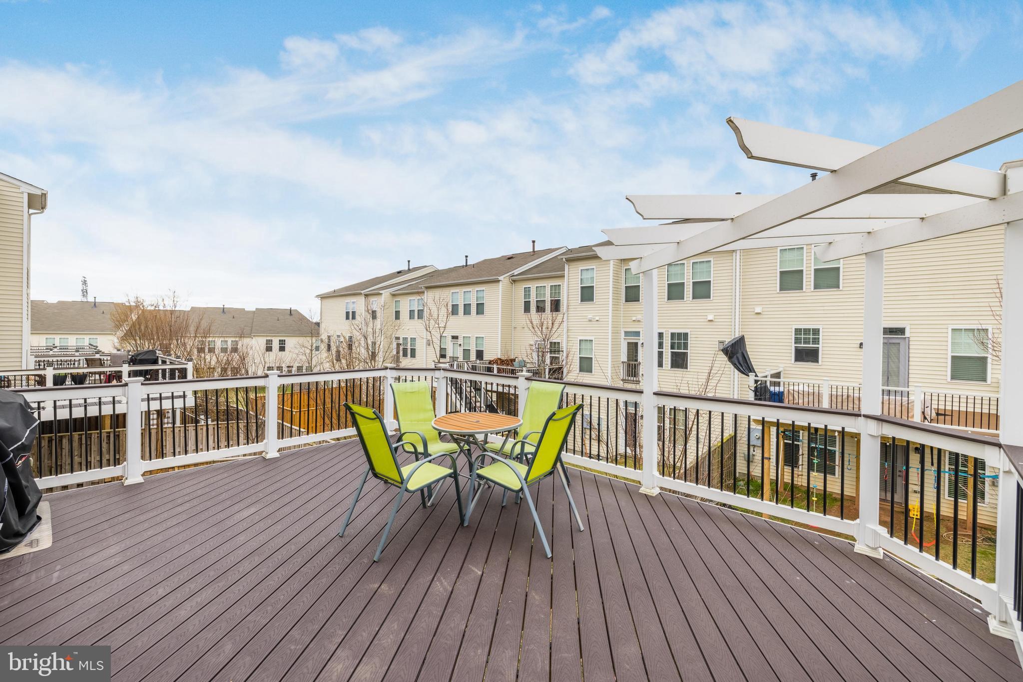 STONE RIDGE LAND BAY 3 - Residential Lease