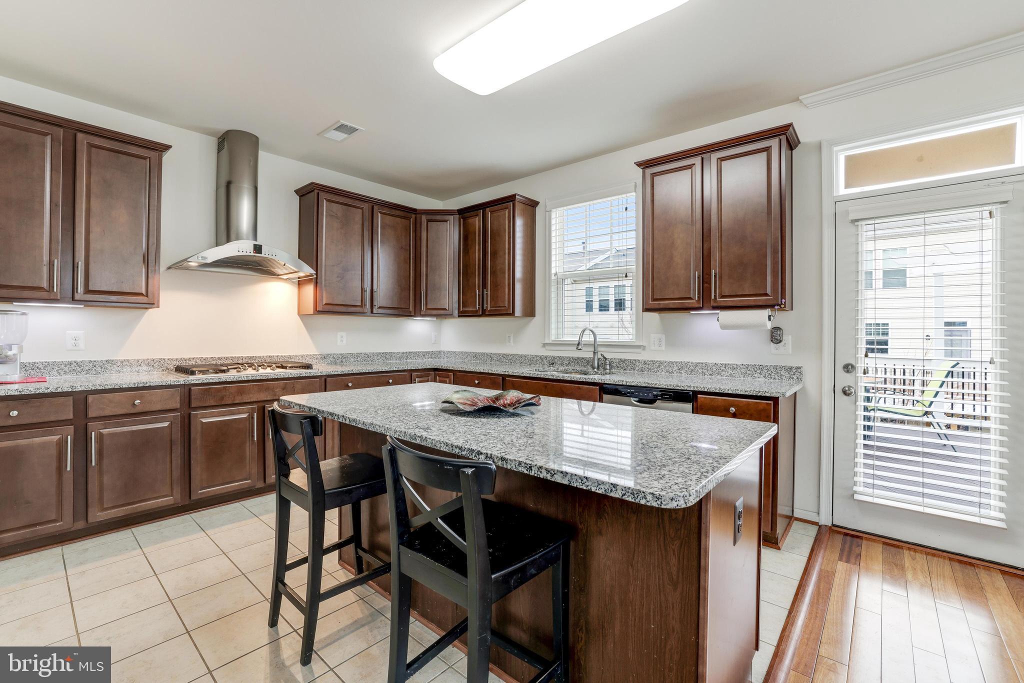 STONE RIDGE LAND BAY 3 - Residential Lease