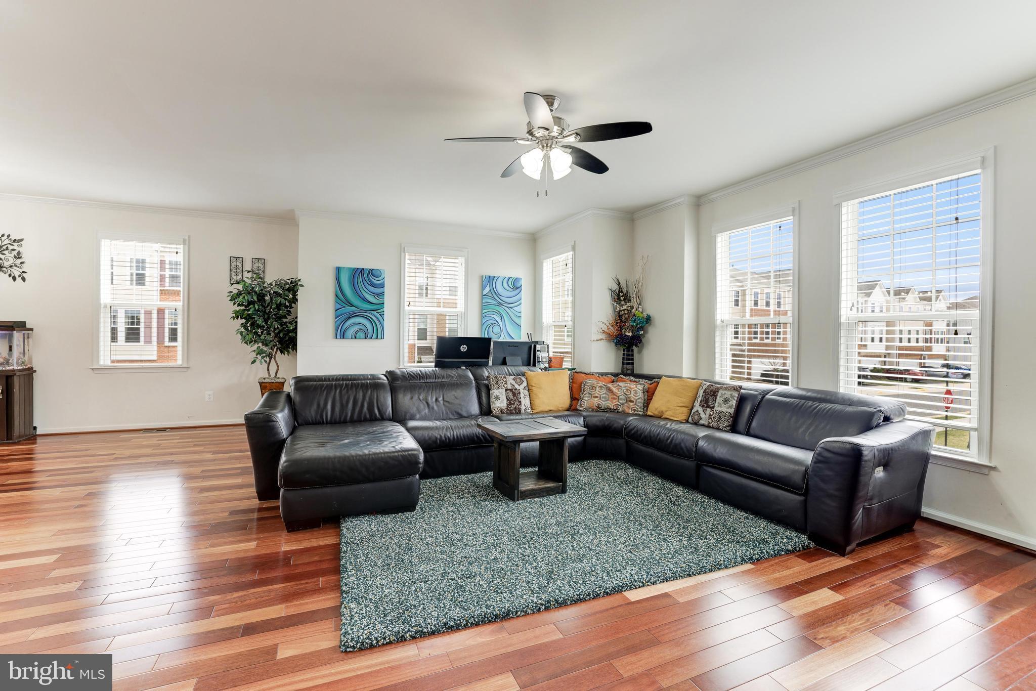 STONE RIDGE LAND BAY 3 - Residential Lease