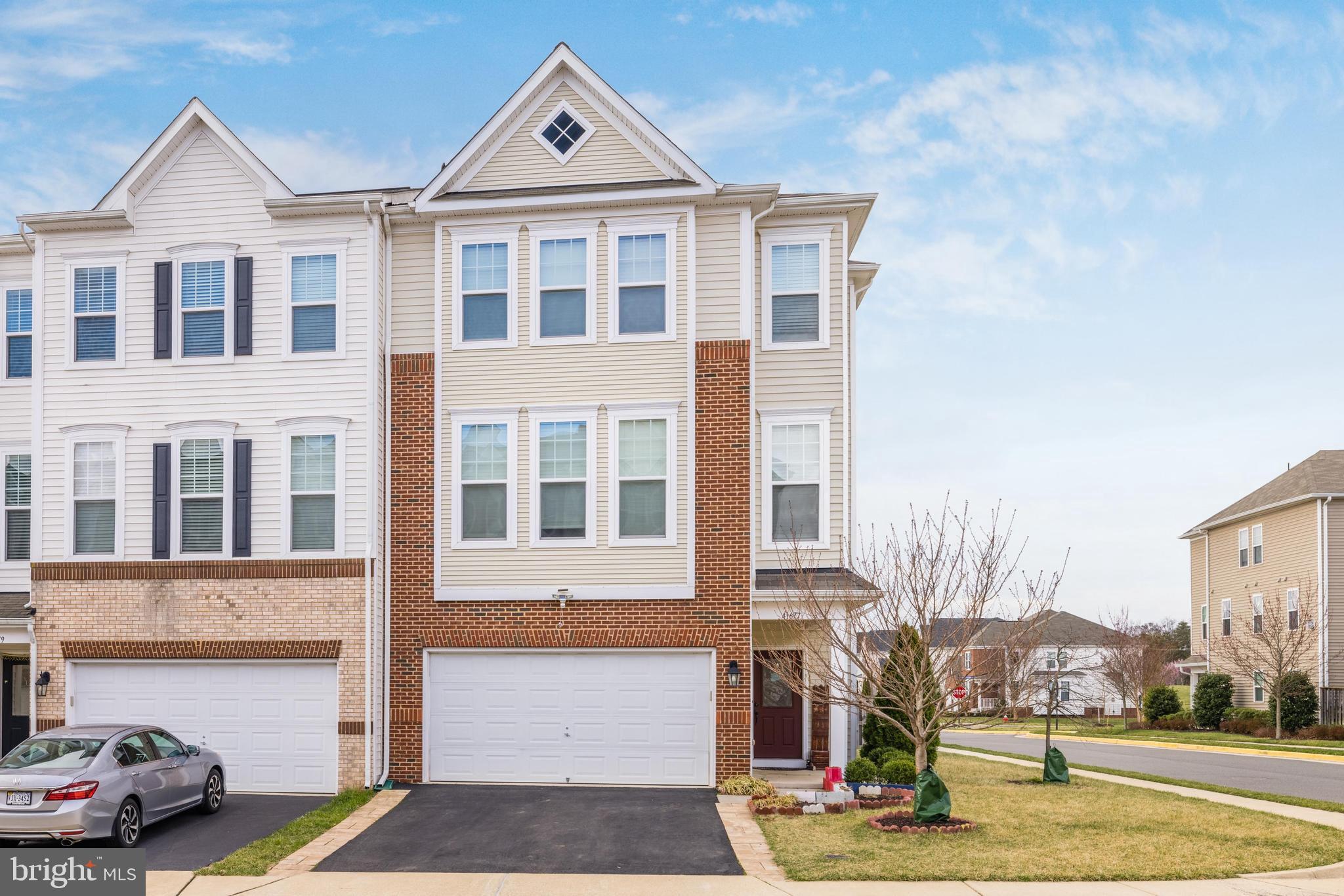 STONE RIDGE LAND BAY 3 - Residential Lease