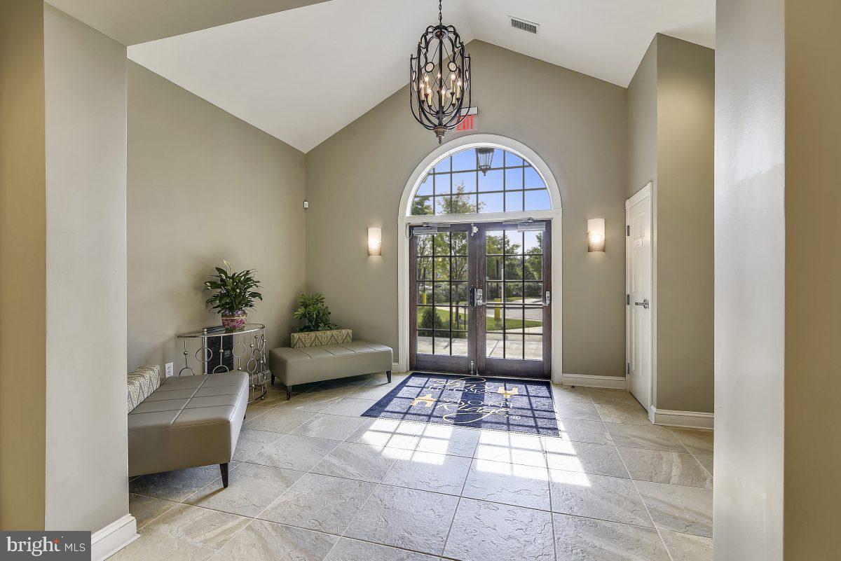 STONE RIDGE LAND BAY 3 - Residential Lease