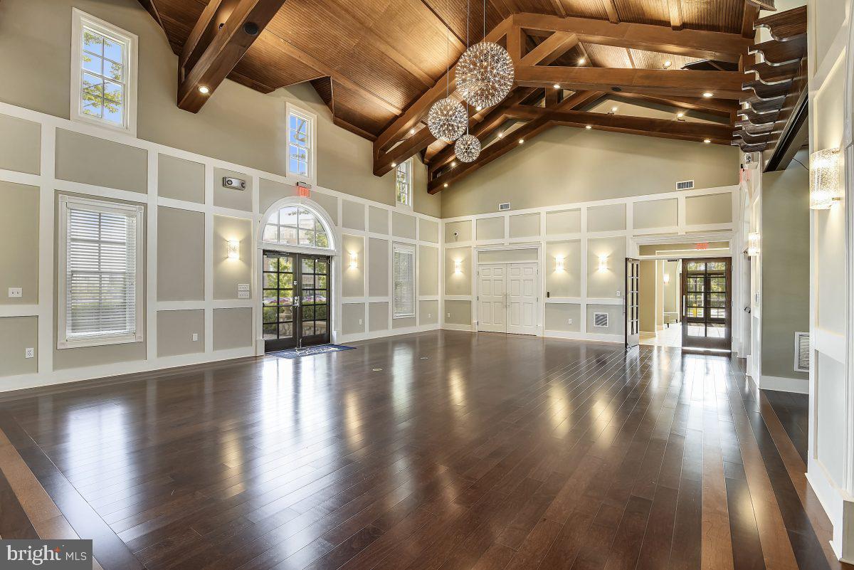 STONE RIDGE LAND BAY 3 - Residential Lease