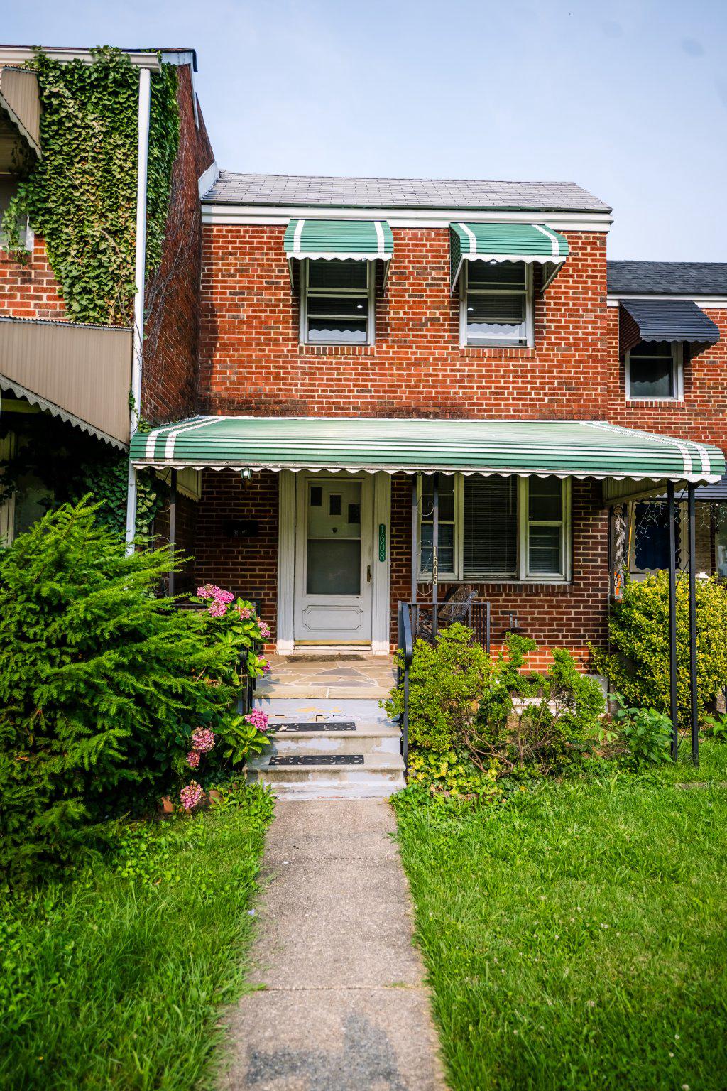 1608 DUNDALK AVENUE