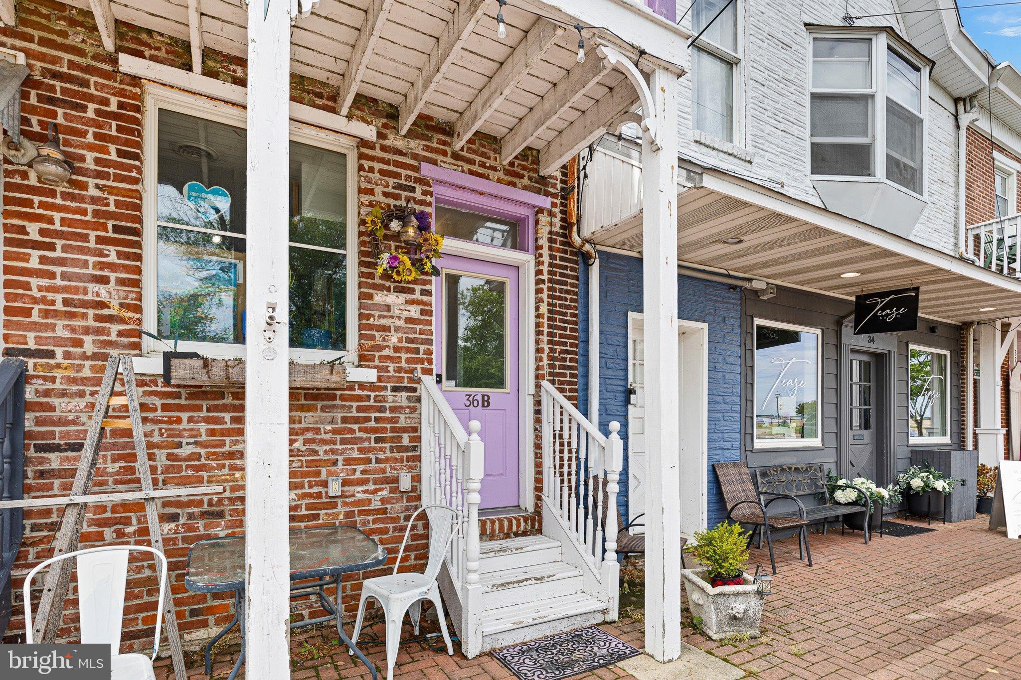 36 CLINTON STREET