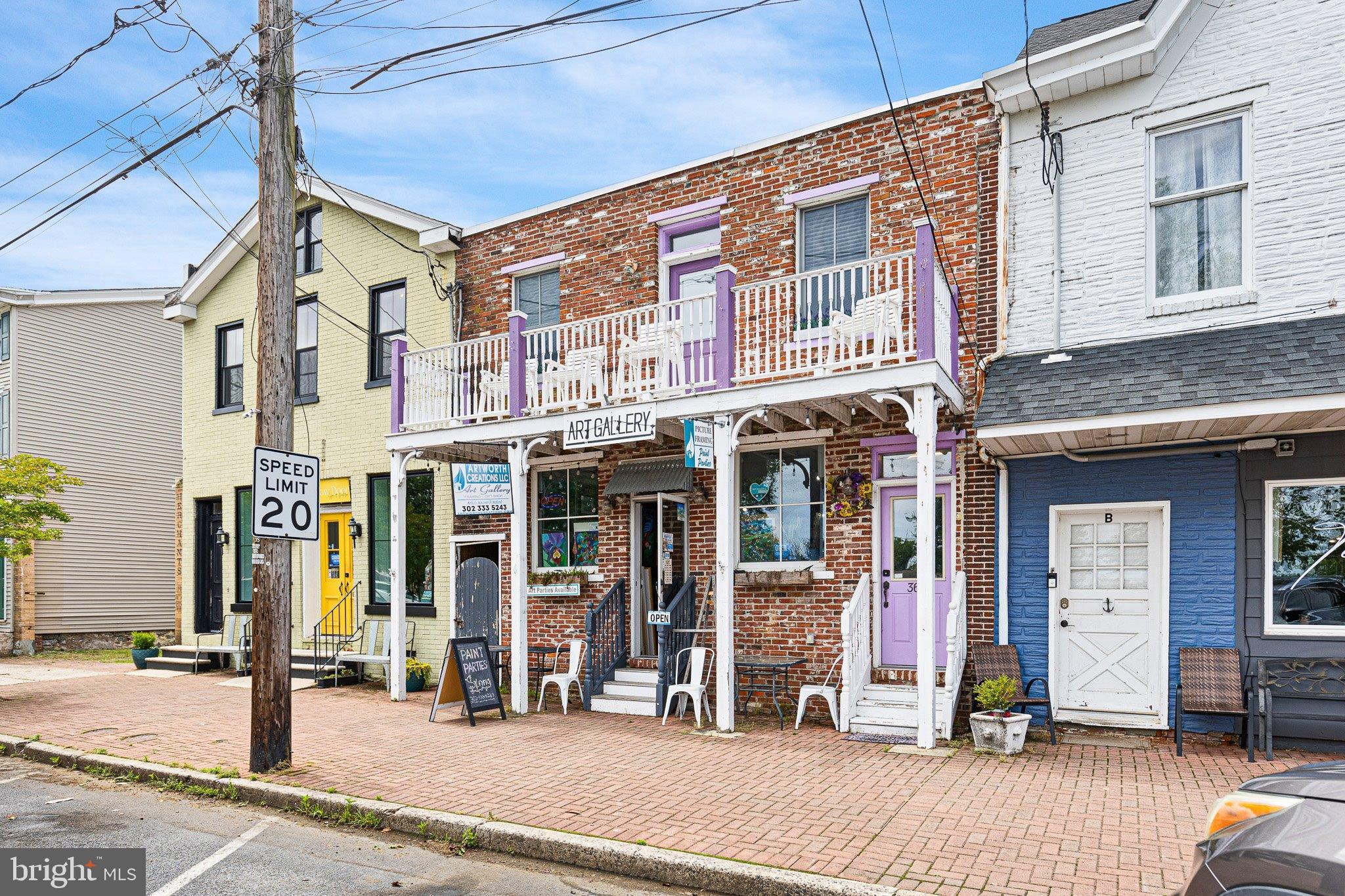 36 CLINTON STREET