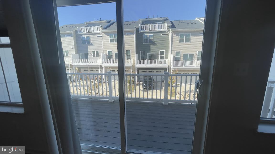 LONG GATE - Residential Lease