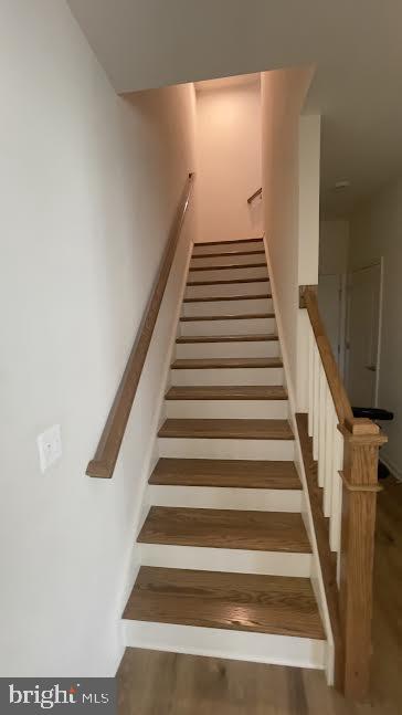 LONG GATE - Residential Lease