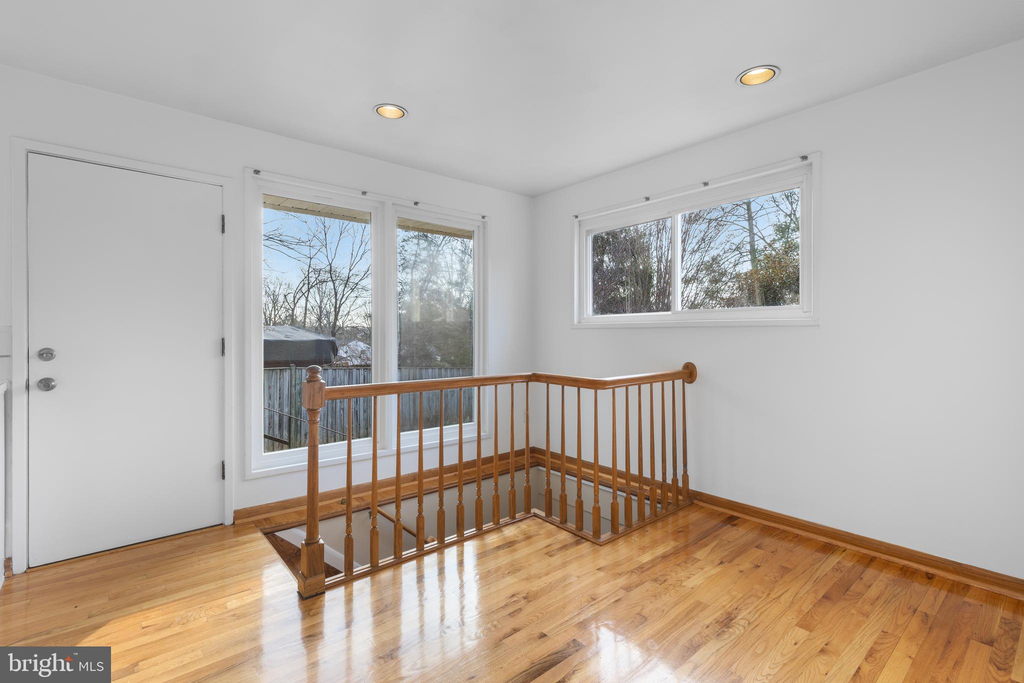 GEORGETOWN VILLAGE - Residential Lease