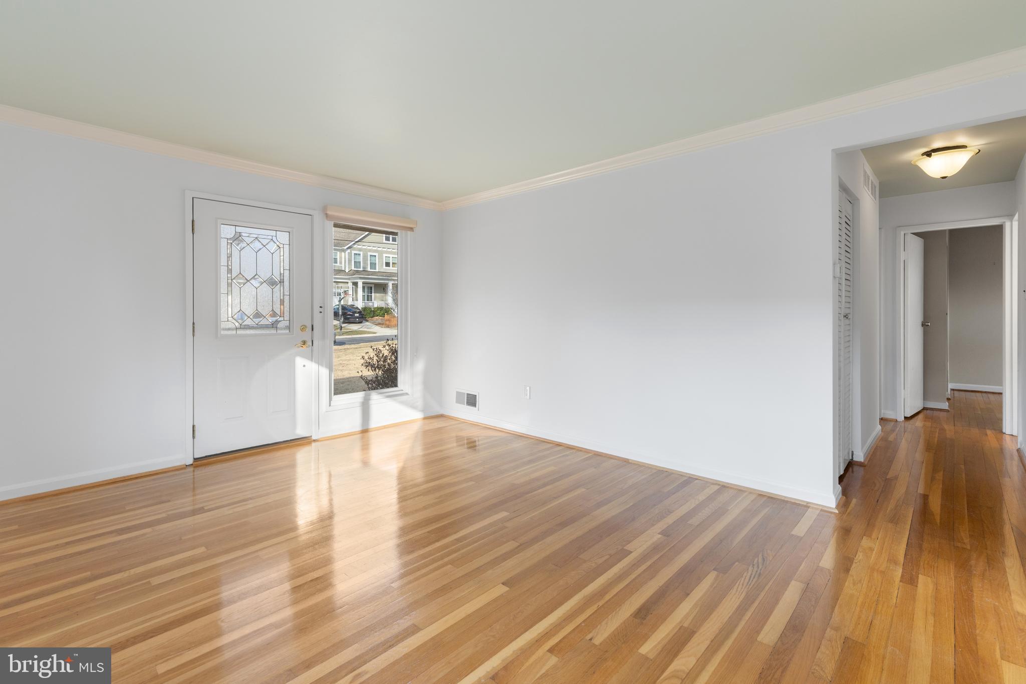 GEORGETOWN VILLAGE - Residential Lease