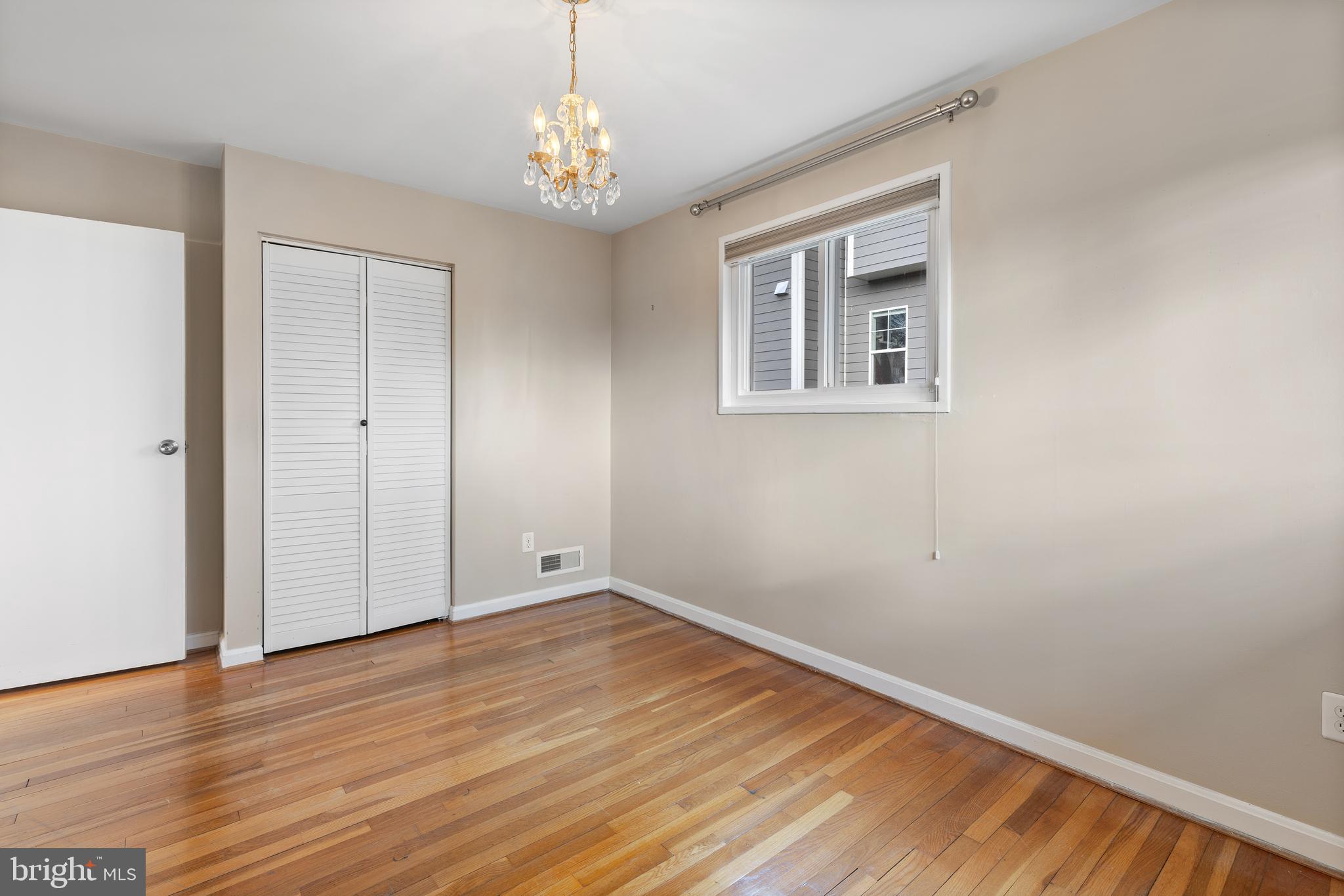 GEORGETOWN VILLAGE - Residential Lease