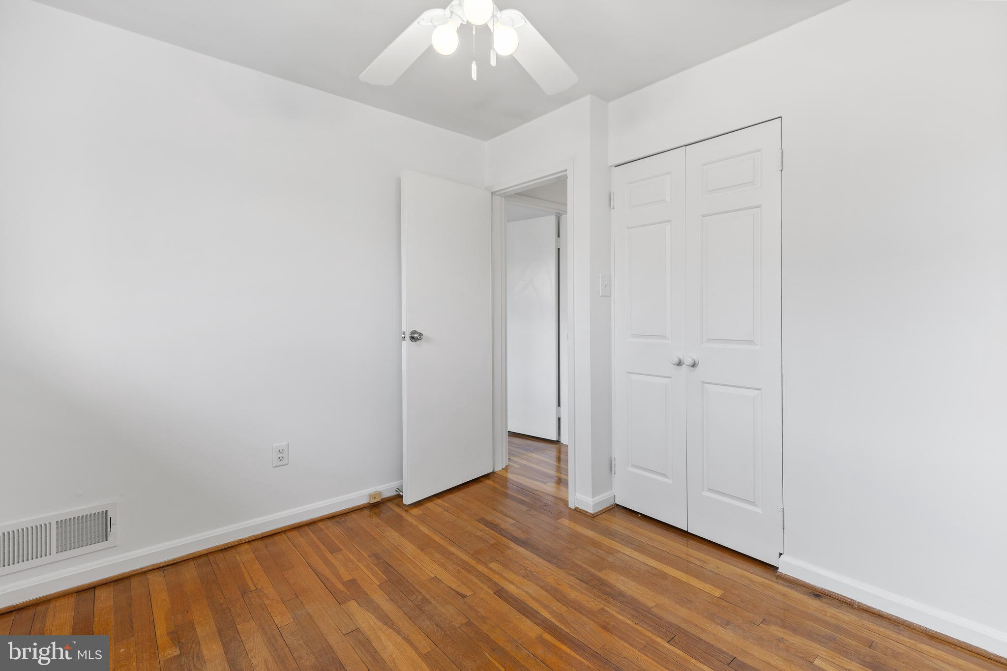 GEORGETOWN VILLAGE - Residential Lease