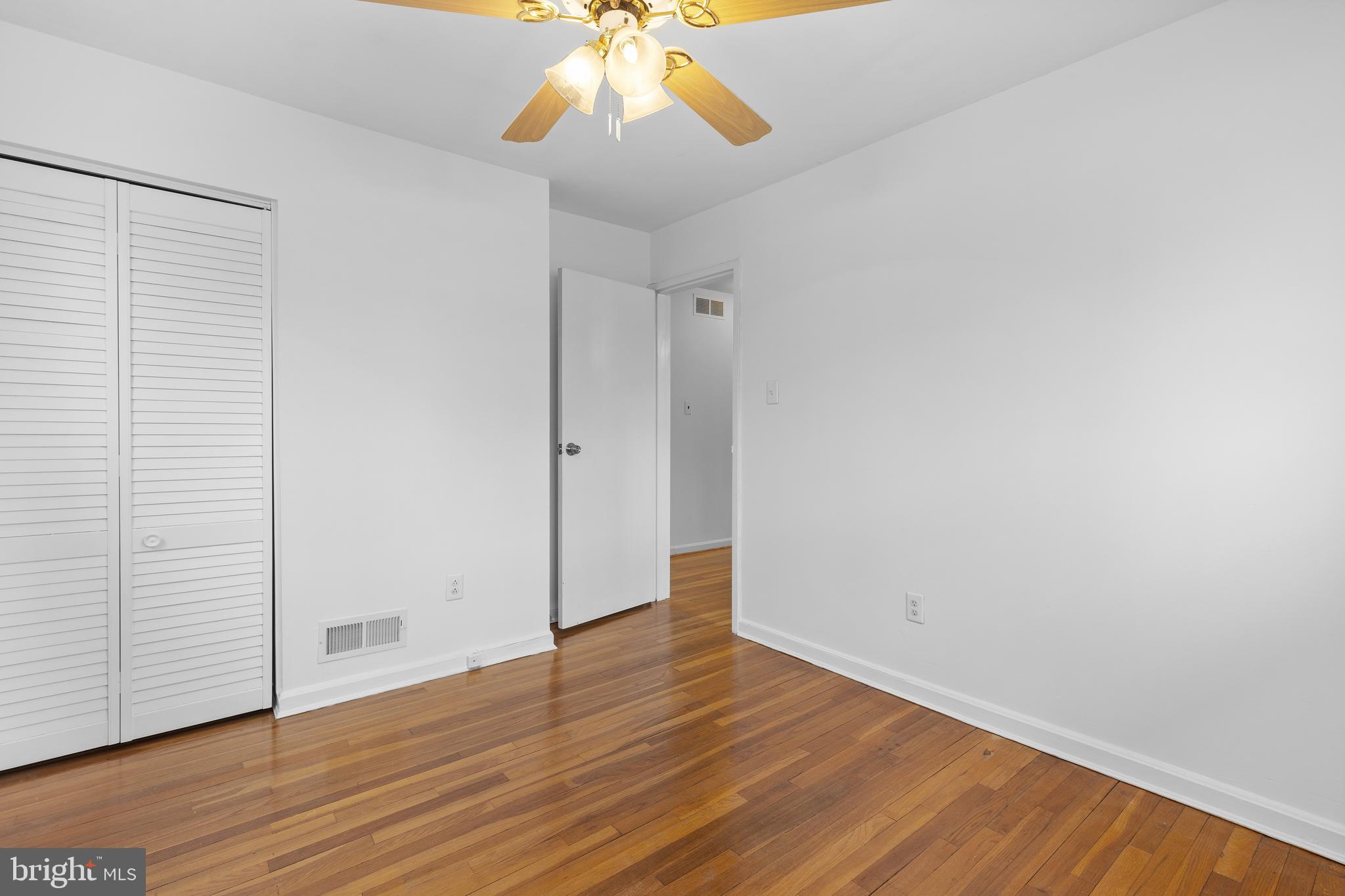 GEORGETOWN VILLAGE - Residential Lease