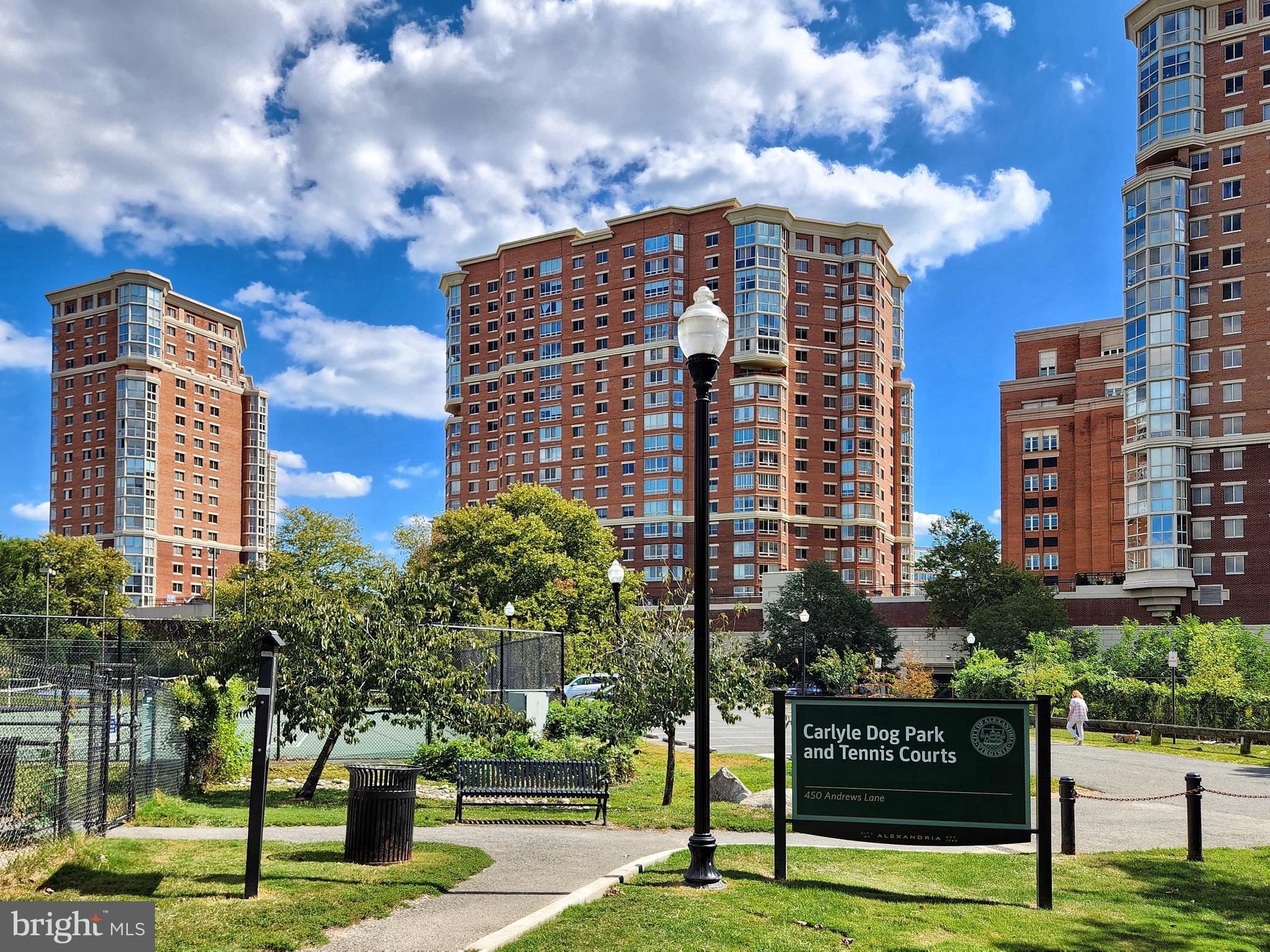CARLYLE TOWERS - Residential Lease