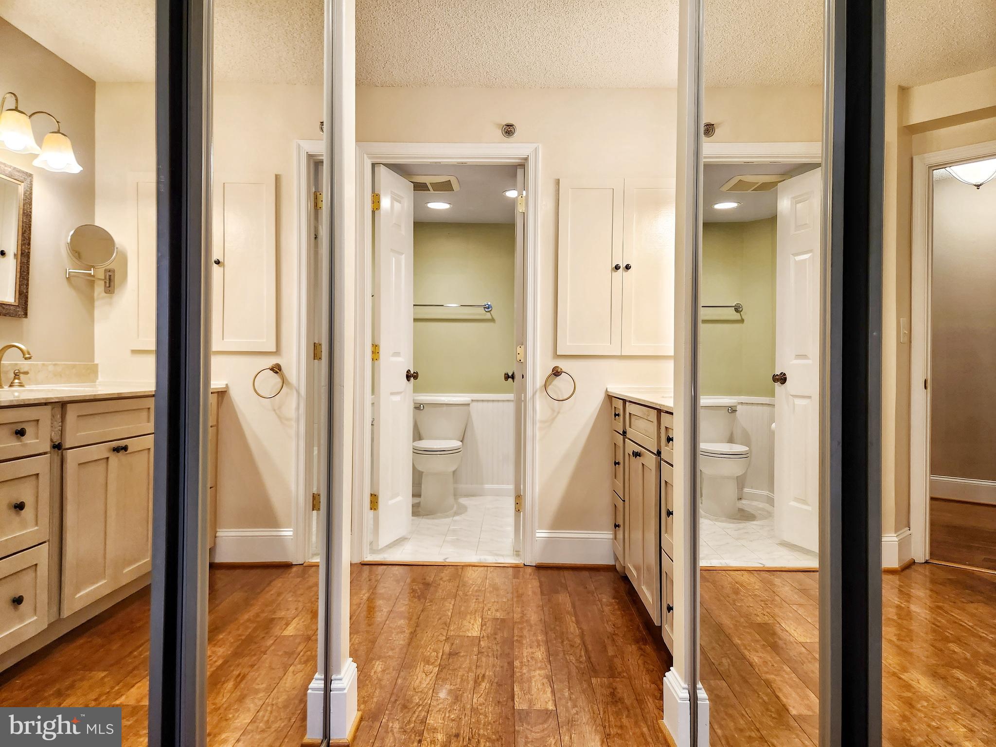 CARLYLE TOWERS - Residential Lease