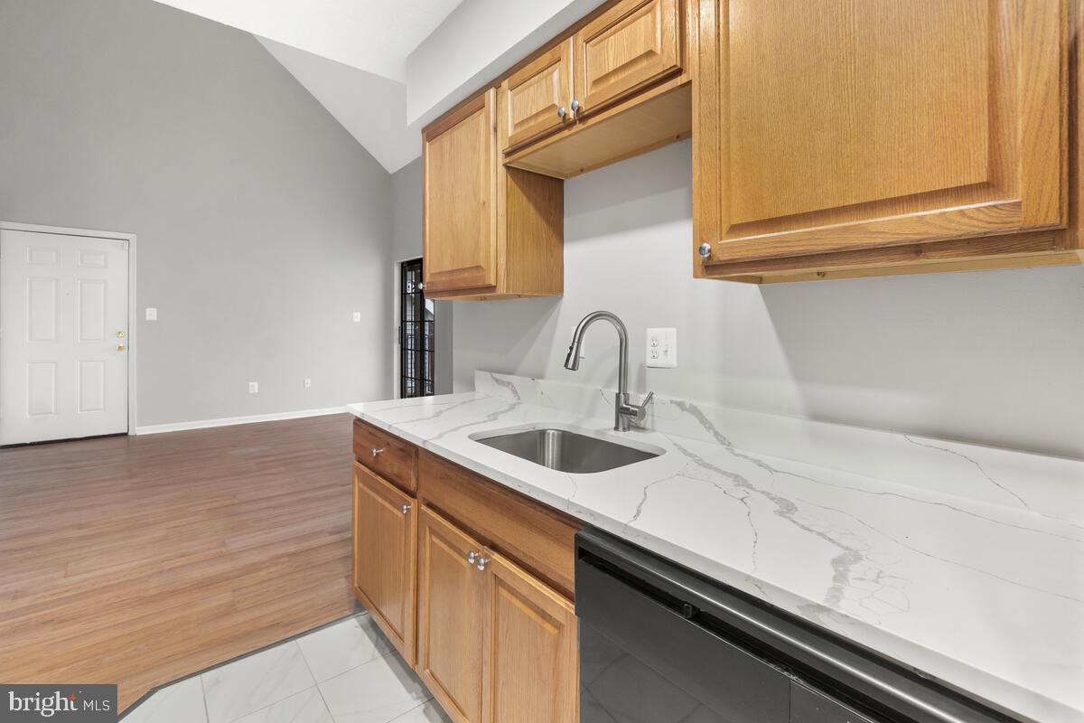 TIERS AT SILVER SPRING - Residential