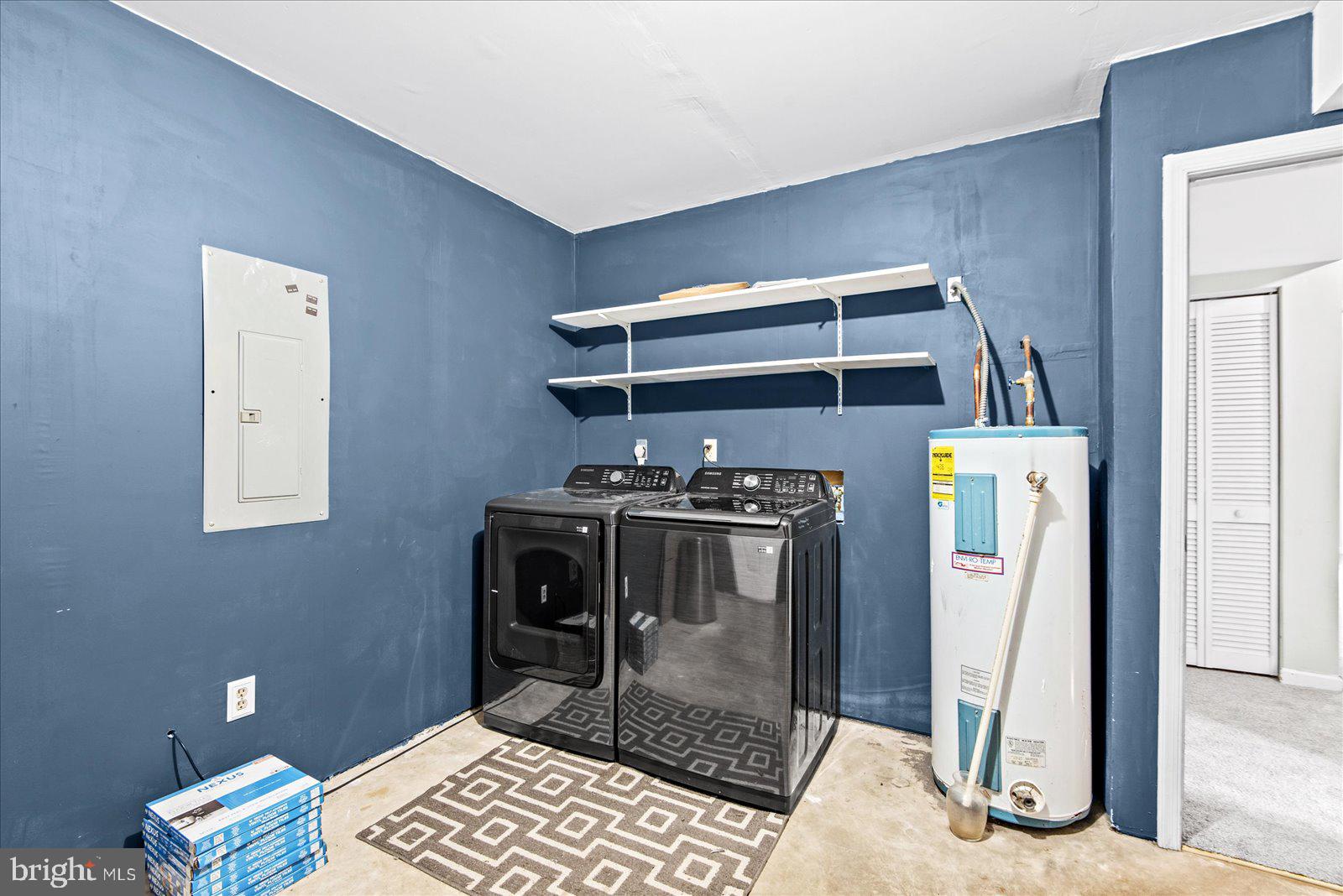 BAYBERRY ESTATES - Residential