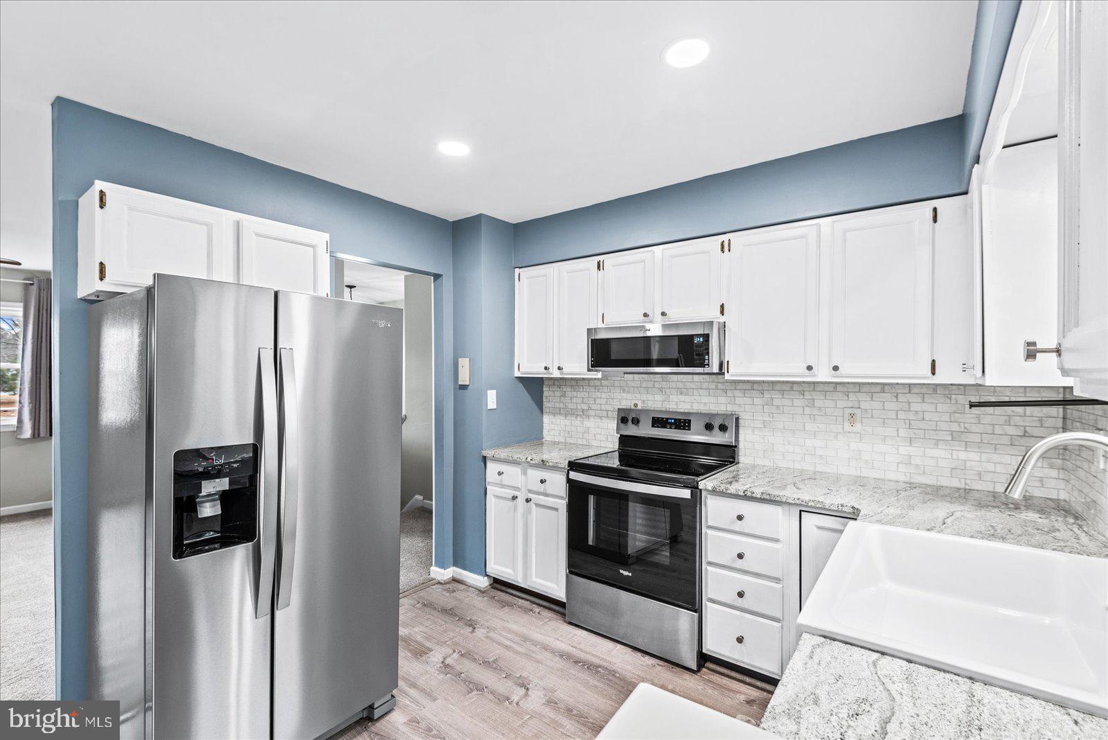 BAYBERRY ESTATES - Residential