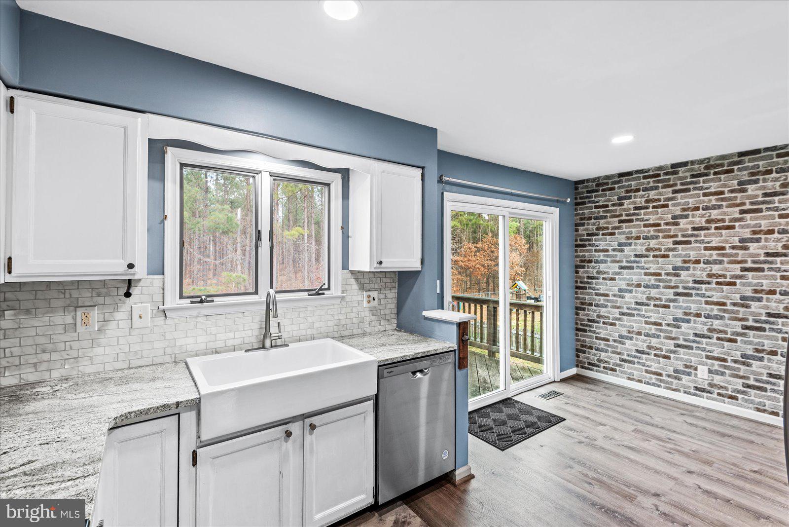 BAYBERRY ESTATES - Residential