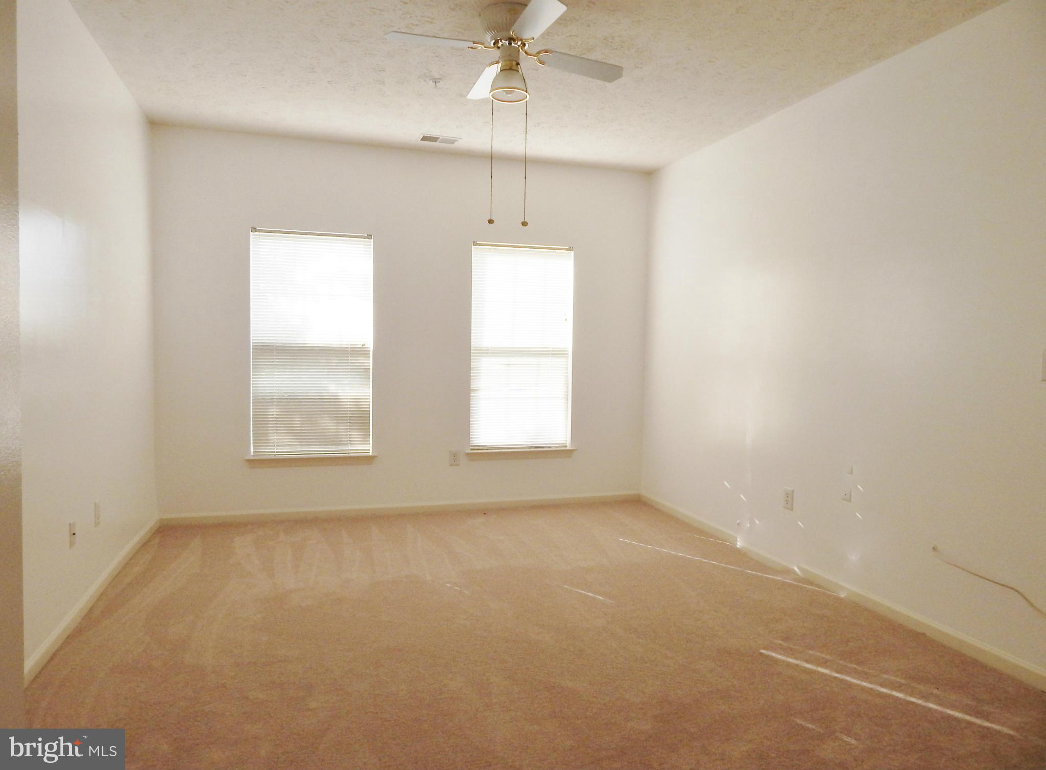 PINEY ORCHARD - Residential