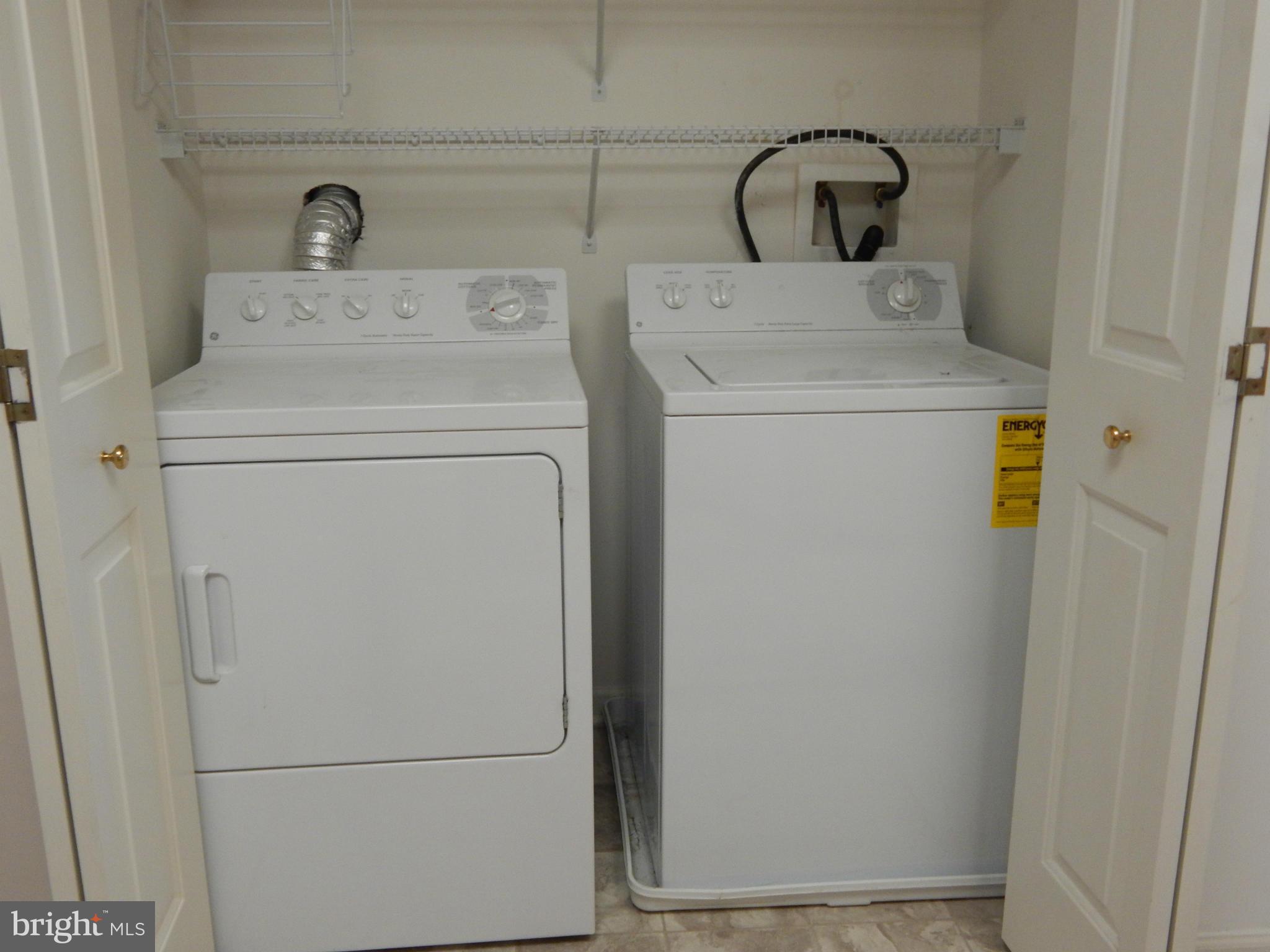 PINEY ORCHARD - Residential