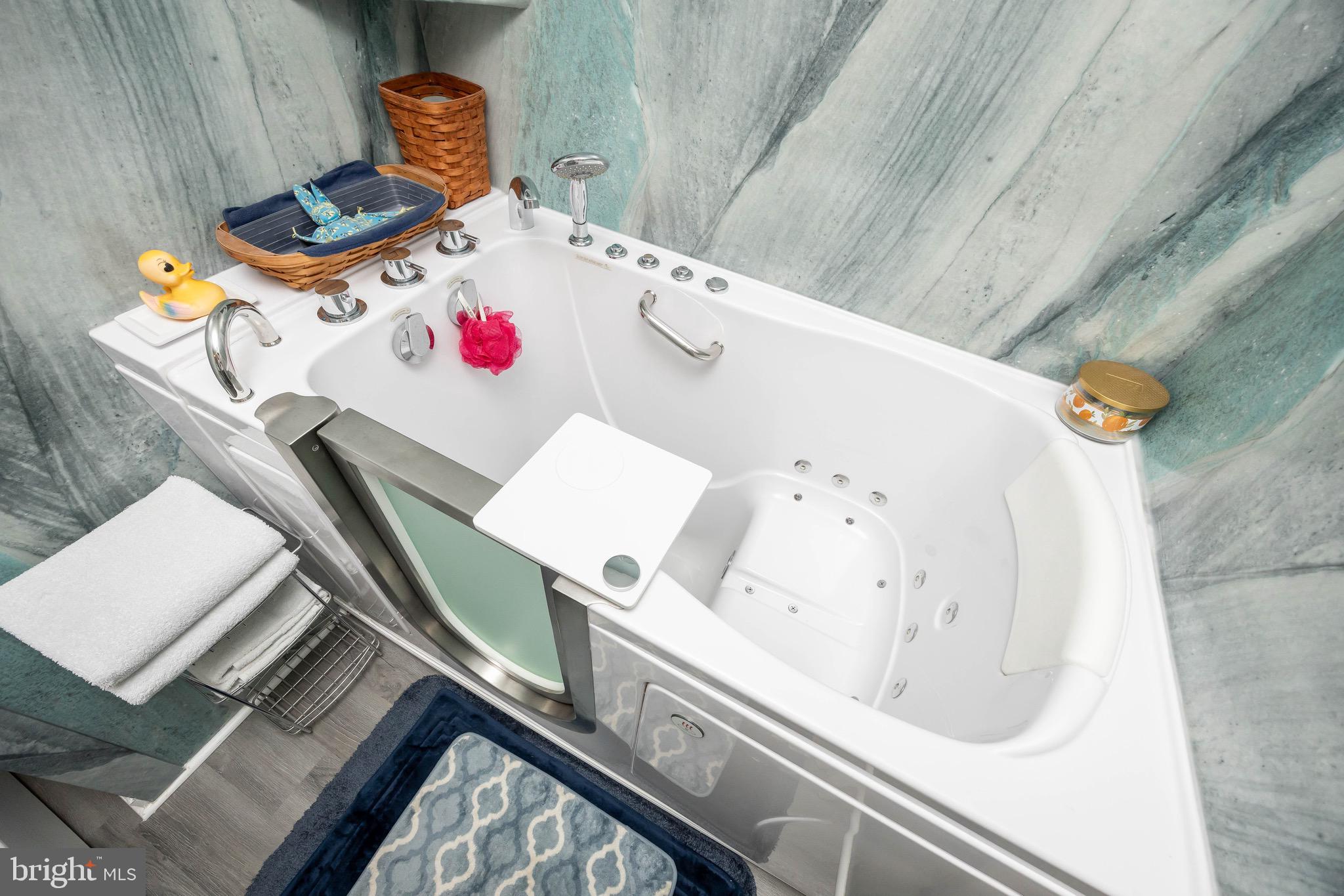 CHAPEL BRANCH - Residential