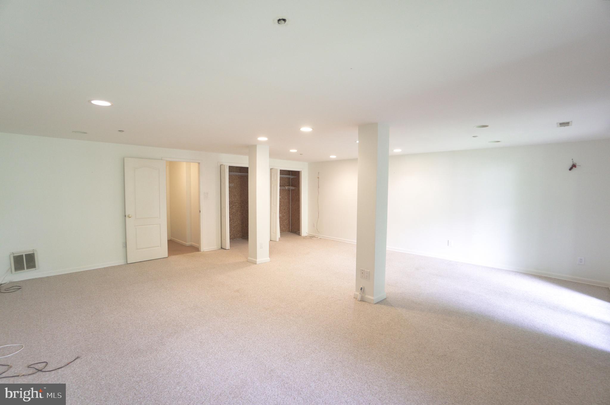 REBEL HILL - Residential Lease