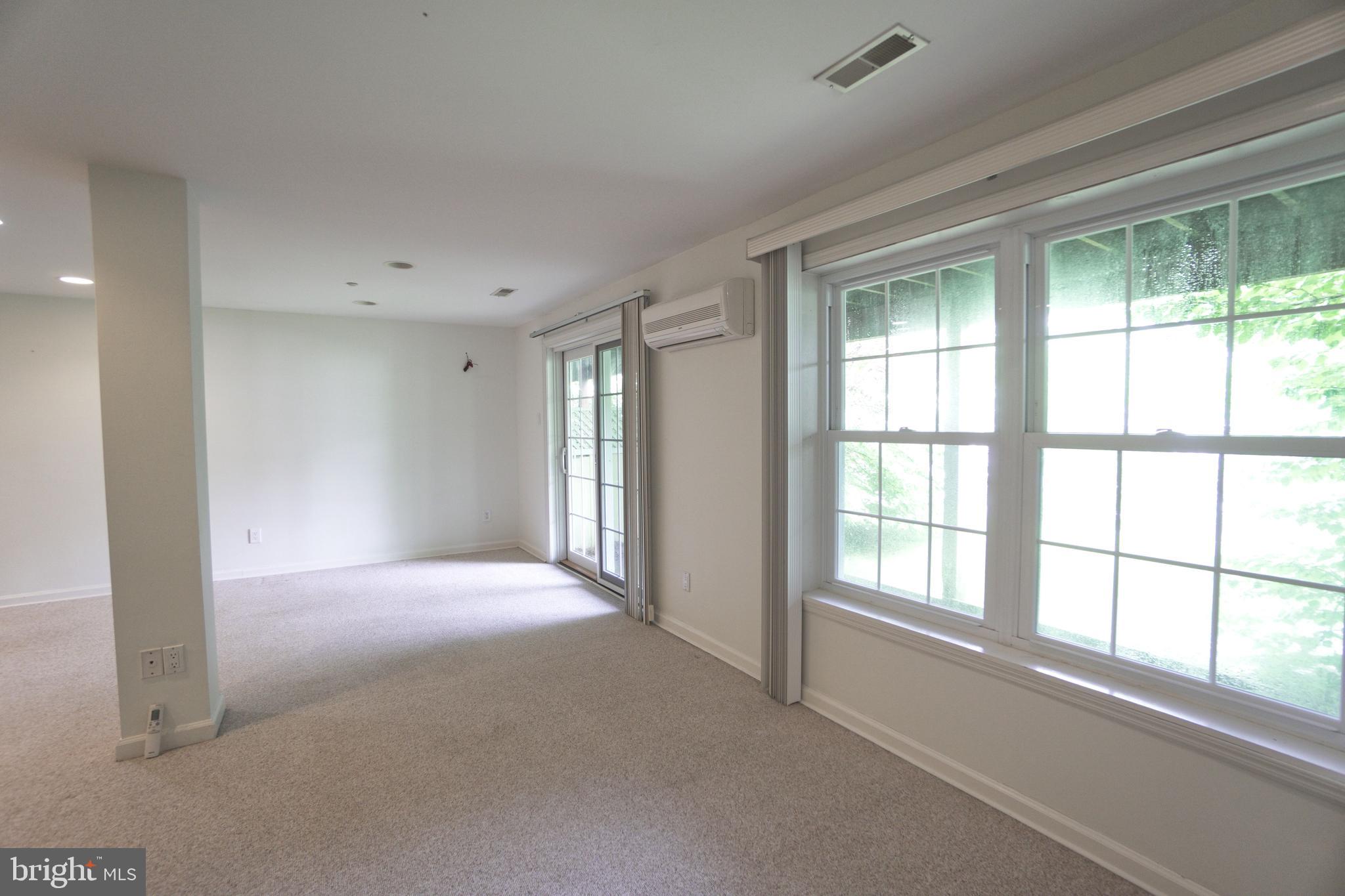 REBEL HILL - Residential Lease