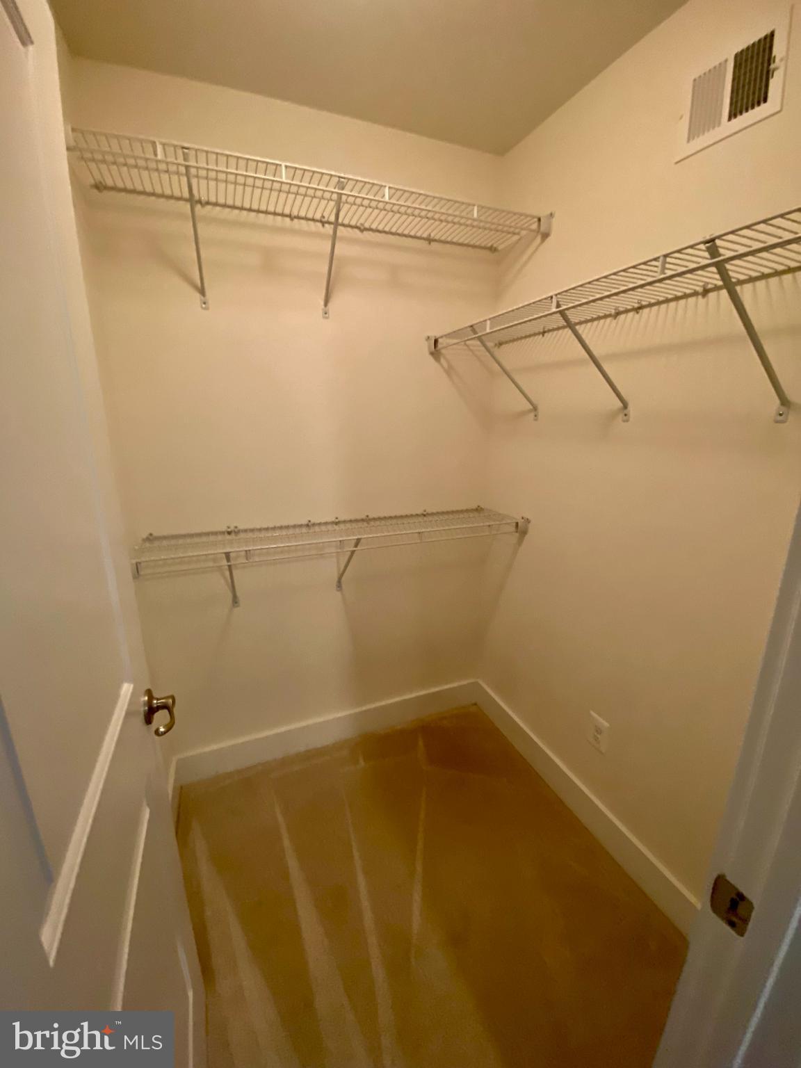 COLLEGE HEIGHTS - Residential Lease