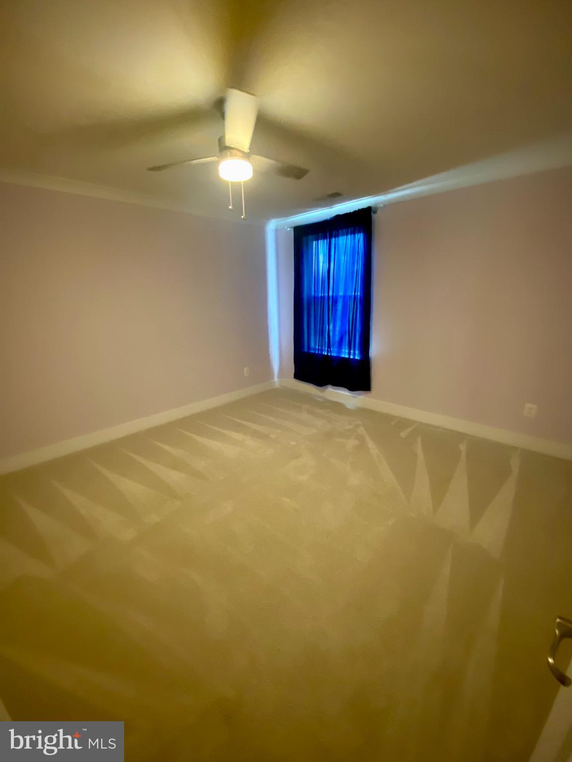 COLLEGE HEIGHTS - Residential Lease