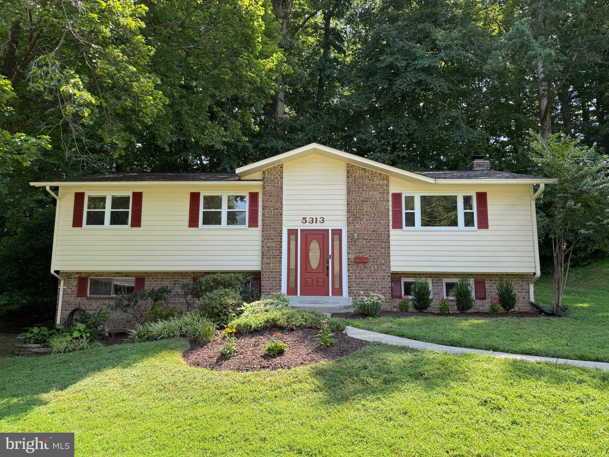 5313 WEYMOUTH DRIVE