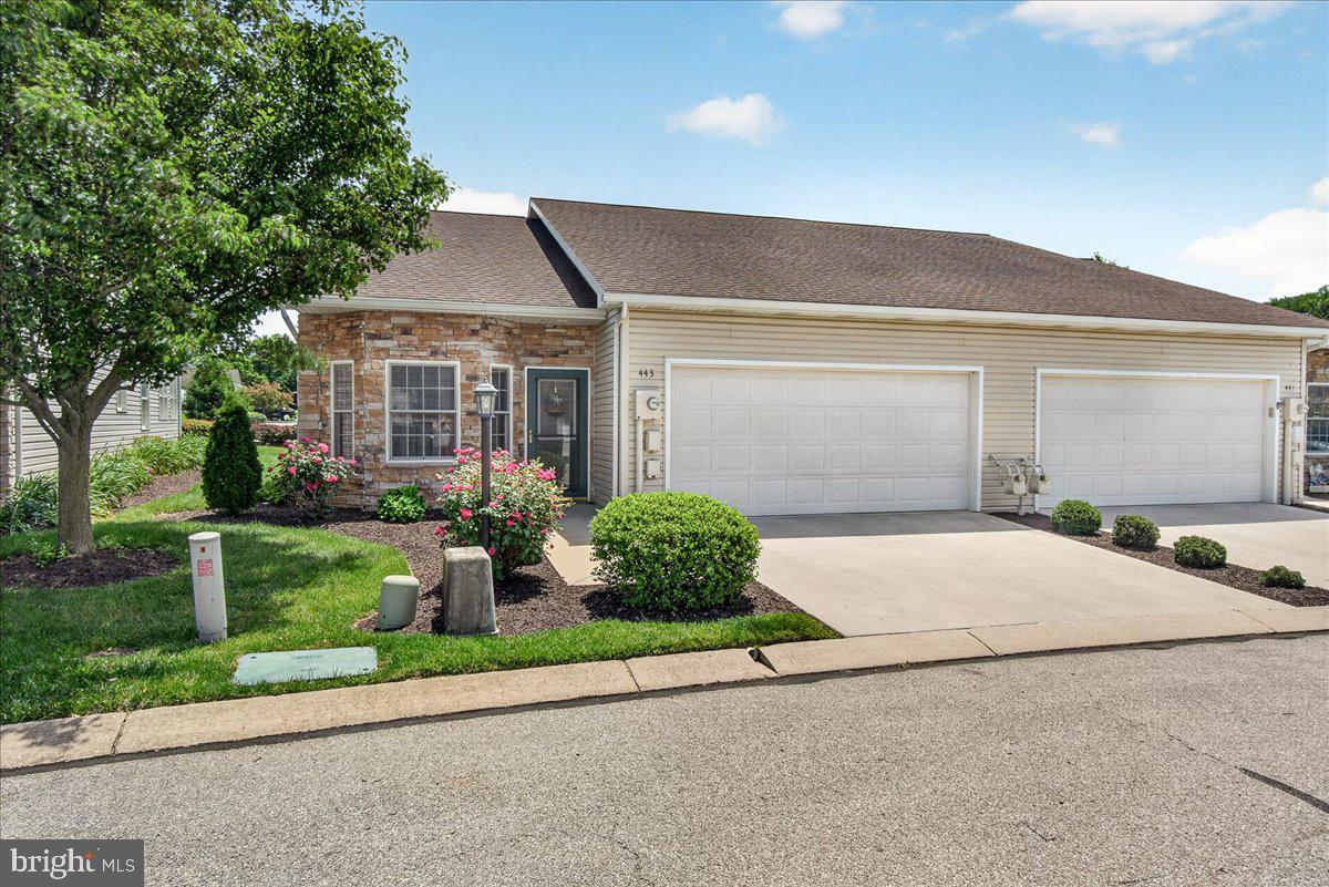 443 PARKVIEW LANE 22