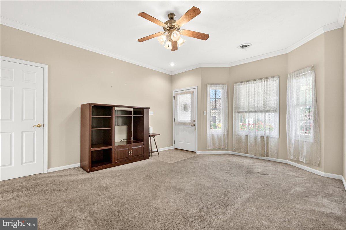 443 PARKVIEW LANE 22