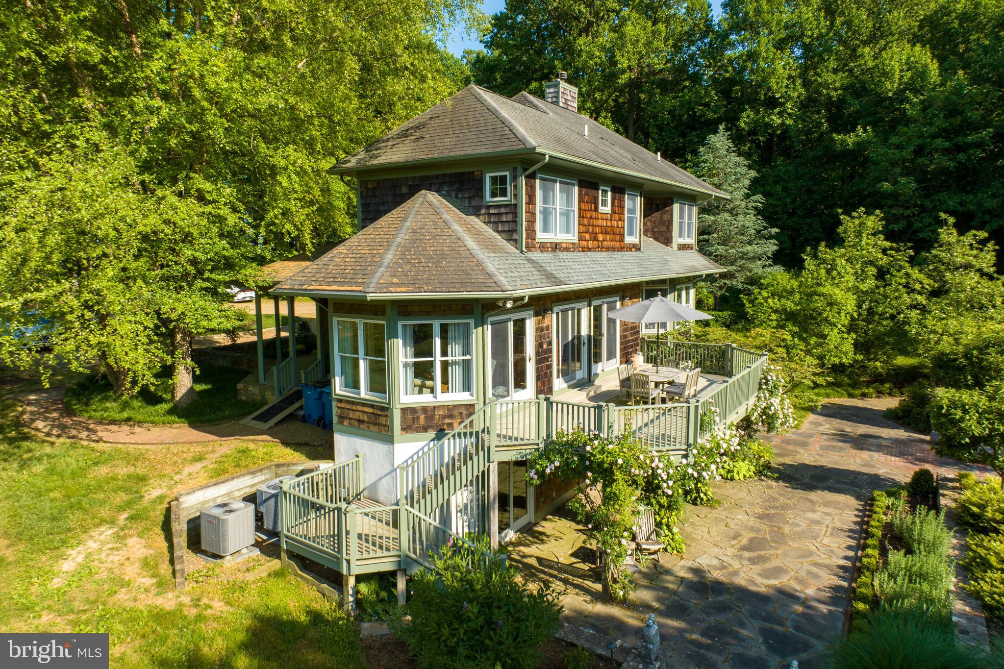 260 HOOD ROAD