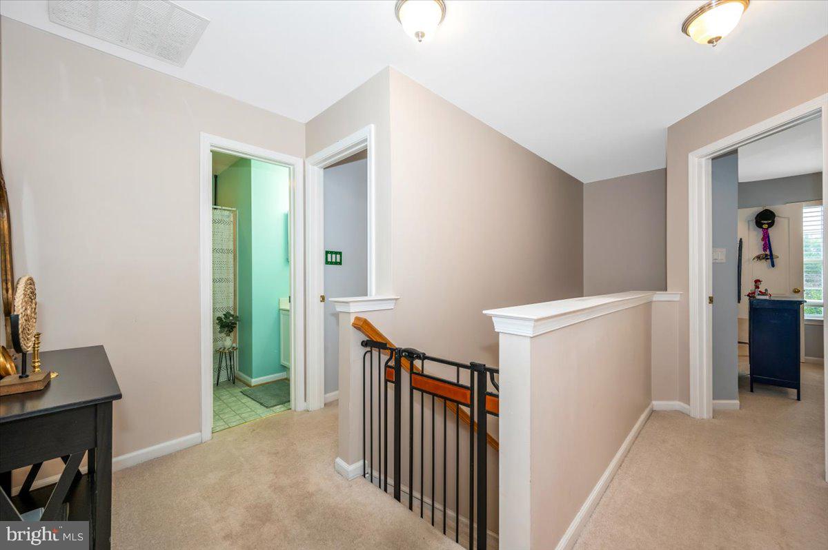 SPRING RIDGE - Residential