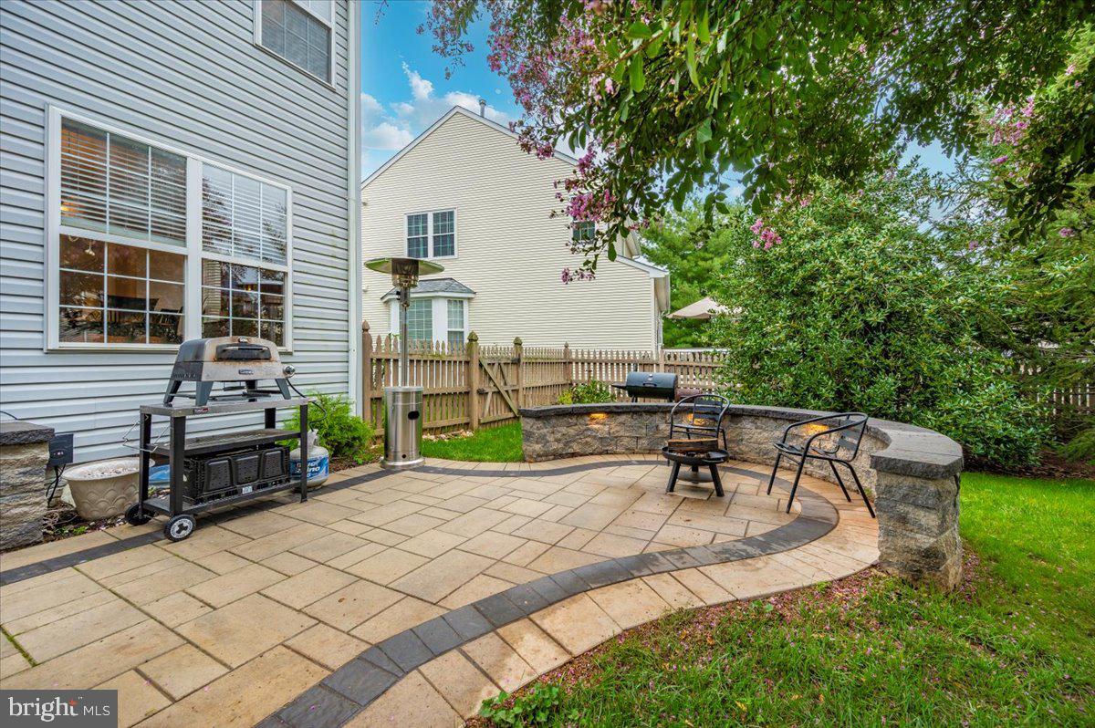 SPRING RIDGE - Residential