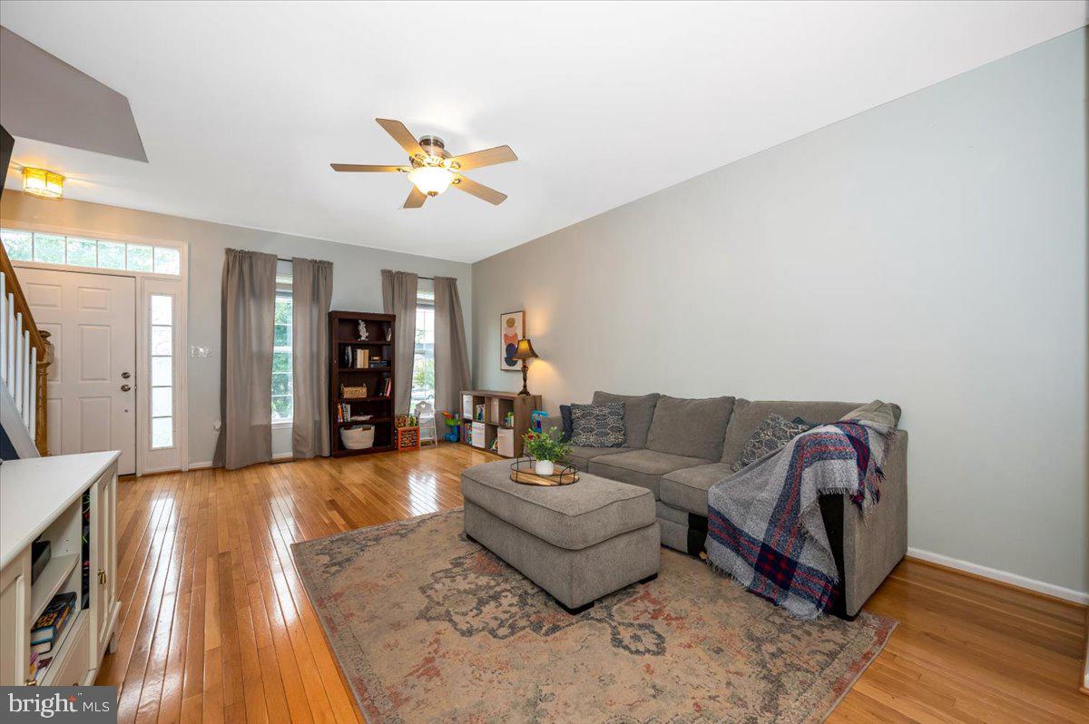 SPRING RIDGE - Residential