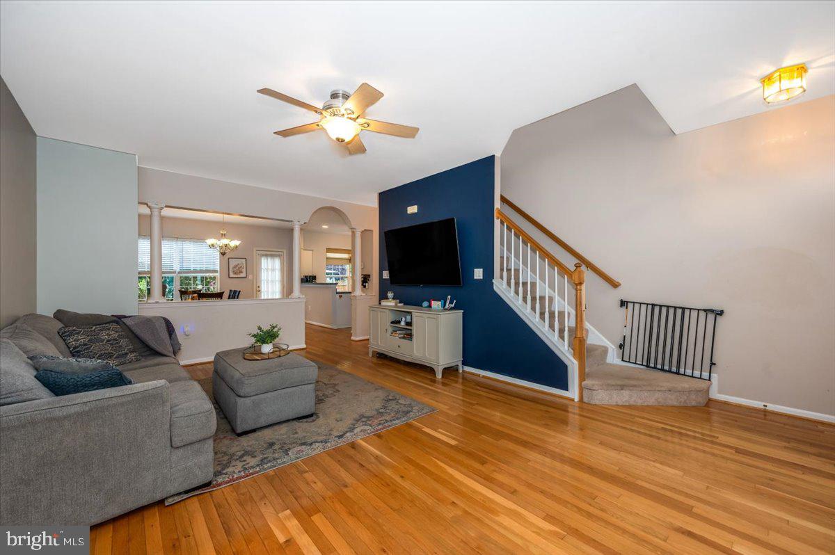 SPRING RIDGE - Residential