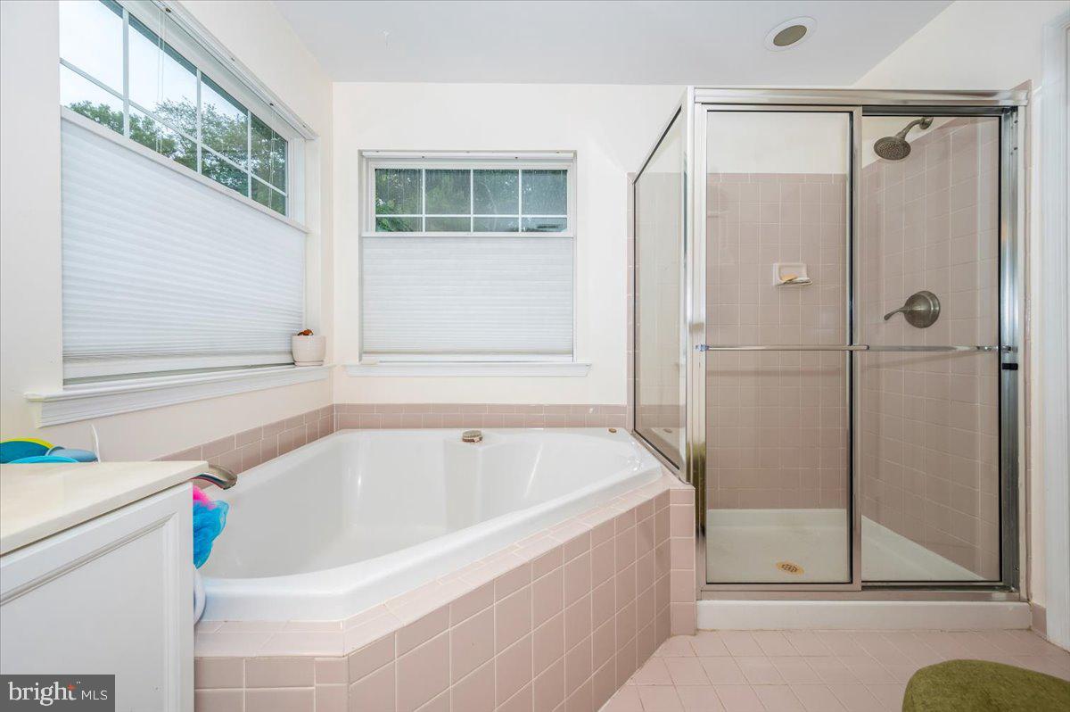 SPRING RIDGE - Residential