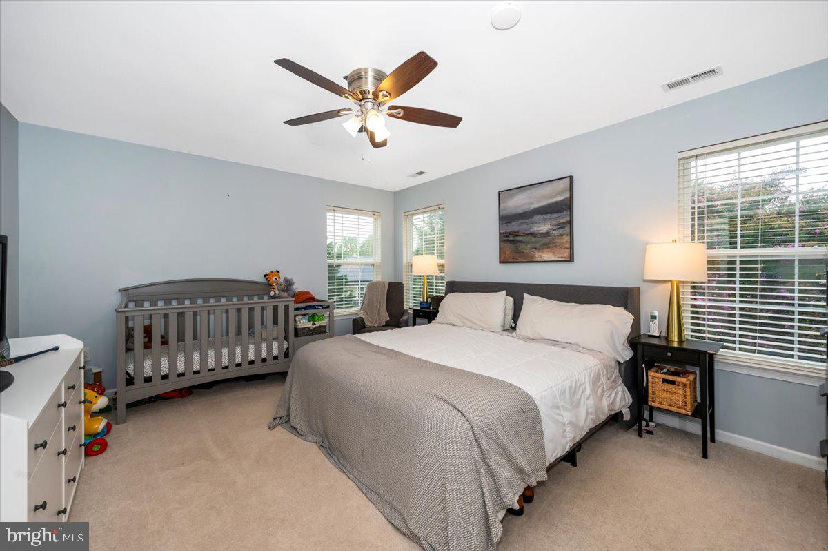 SPRING RIDGE - Residential