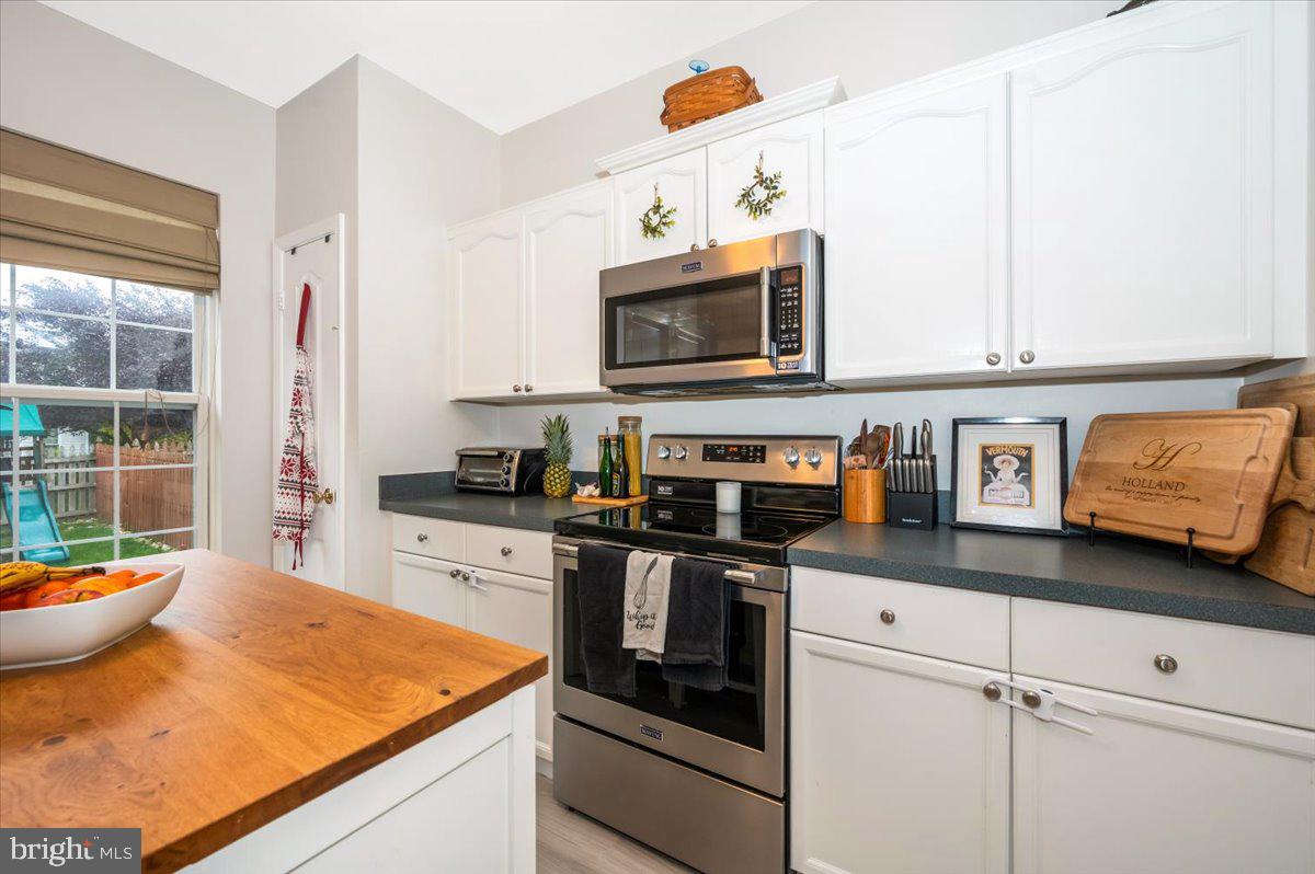 SPRING RIDGE - Residential