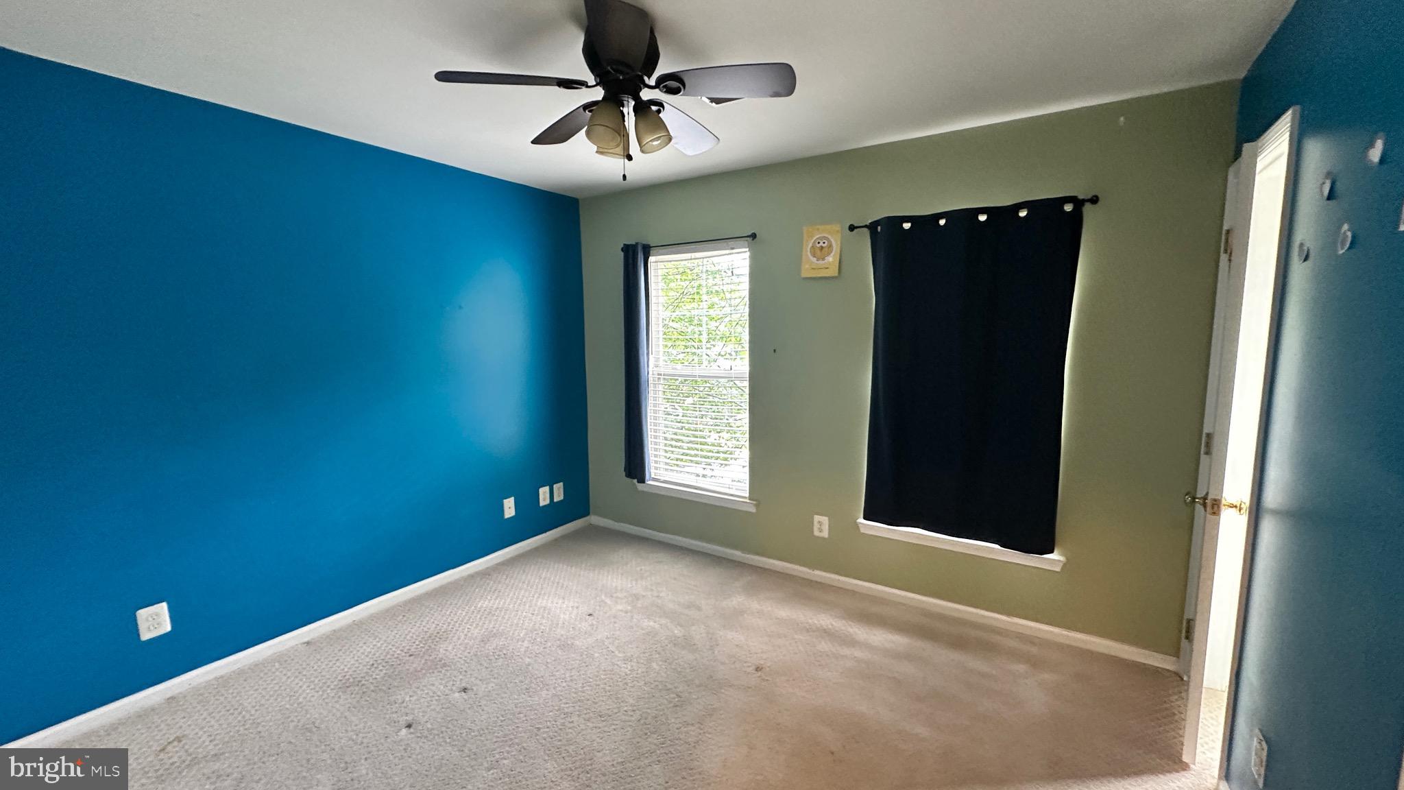 SIGNATURE AT BROADLANDS - Residential Lease