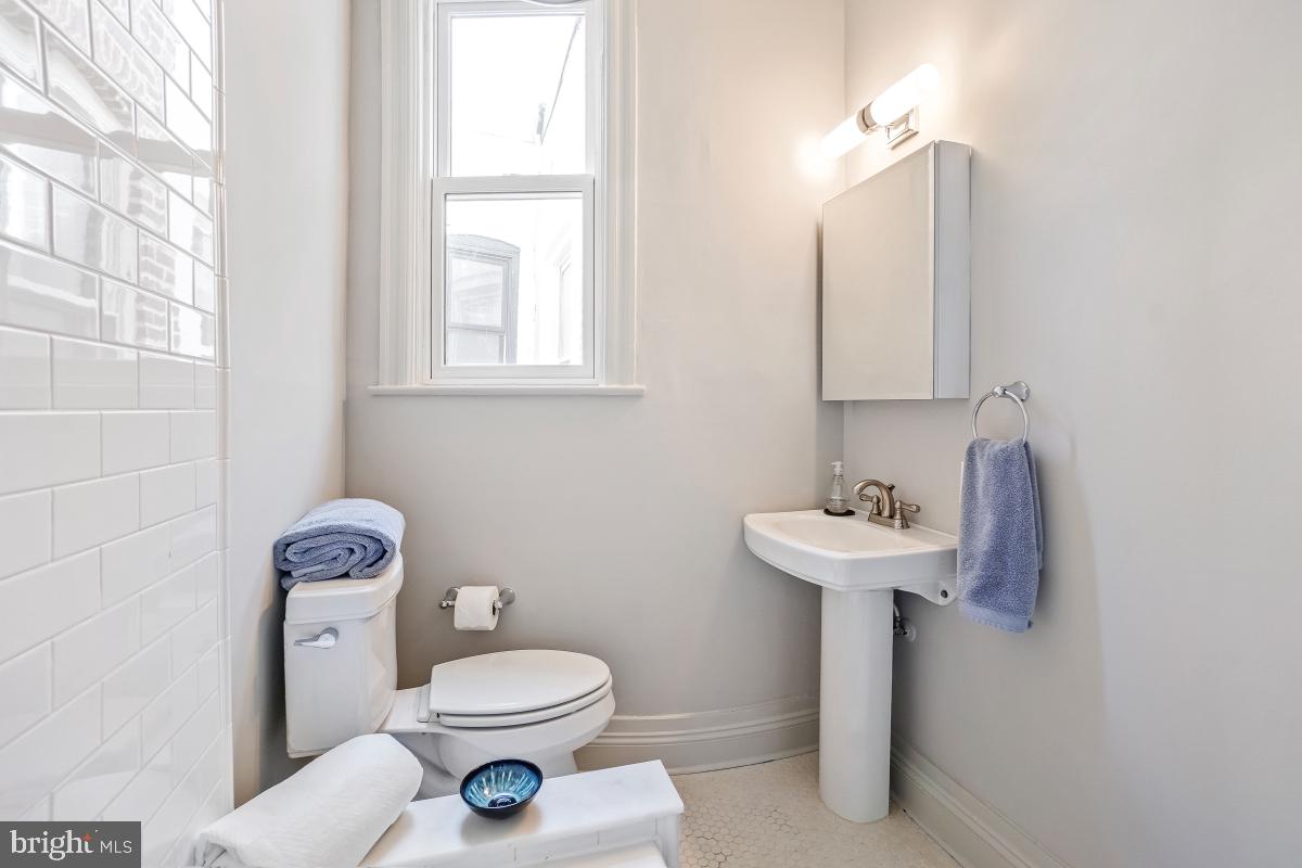 CAPITOL HILL - Residential